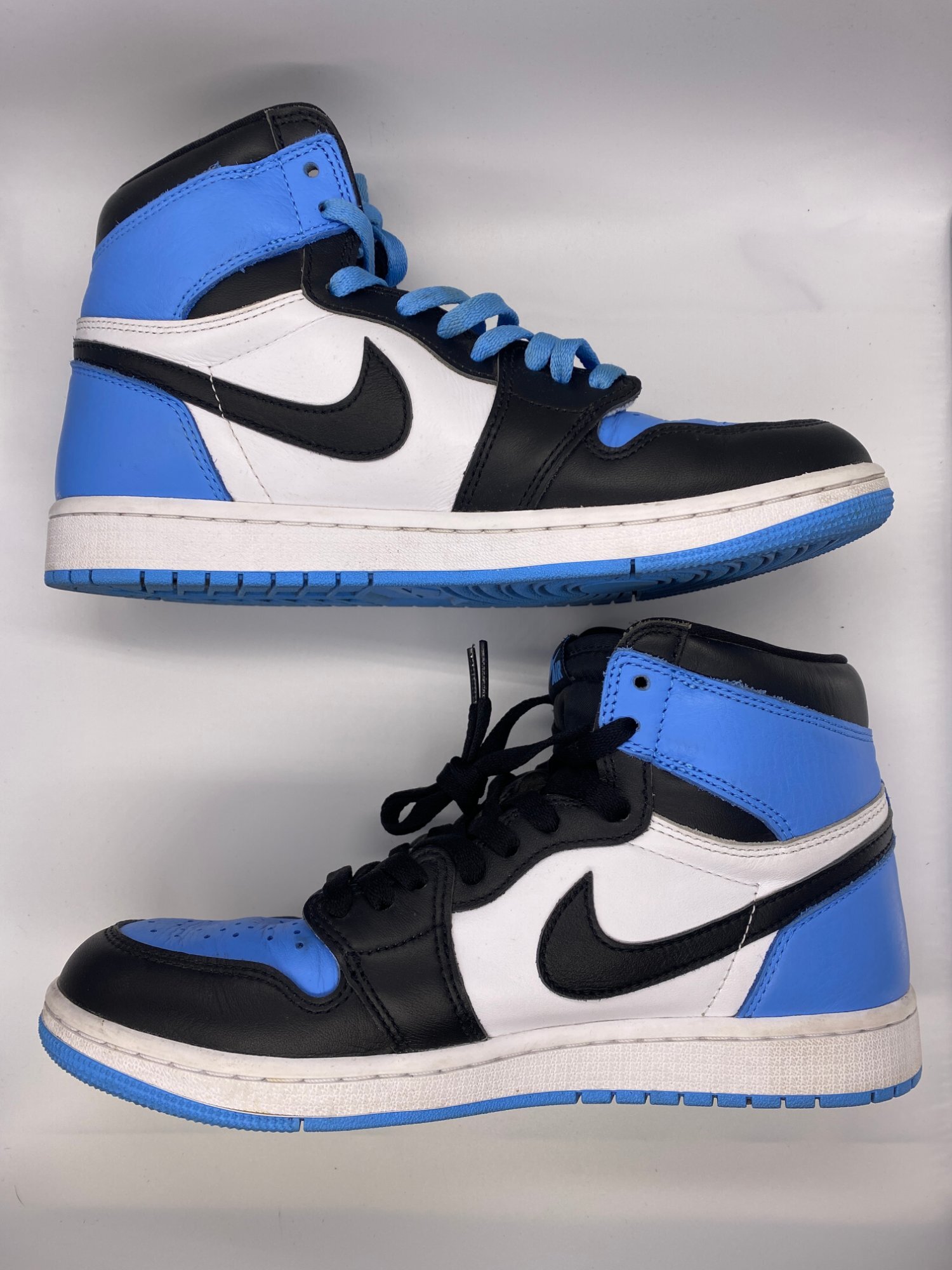 Air Jordan 1 High OG 'UNC Toe' (2023) photo 2