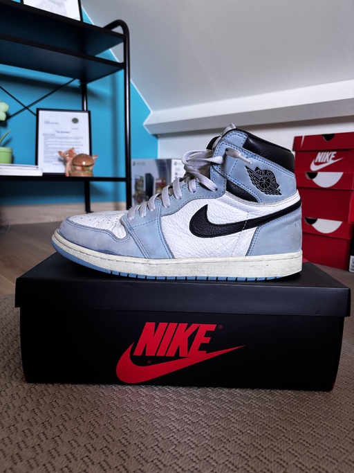 Air Jordan 1 Retro High 'White University Blue' (2021)