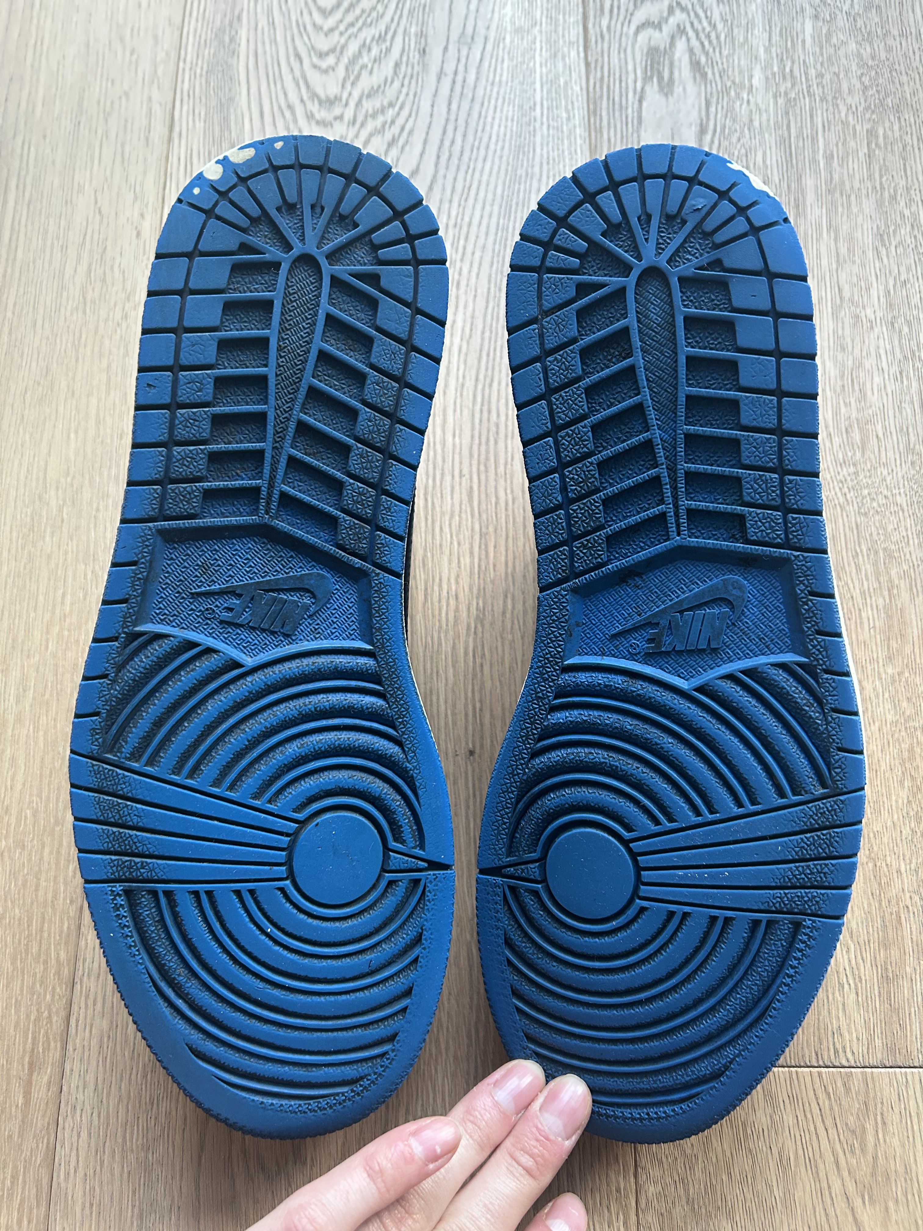 Air Jordan x Fragment x Travis Scott 1 Low 'Design' (2021) photo 5