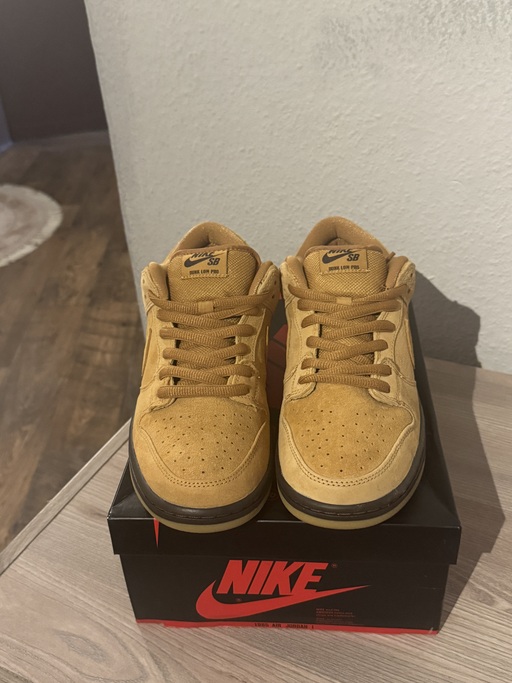 Nike SB Dunk Low 'Wheat '