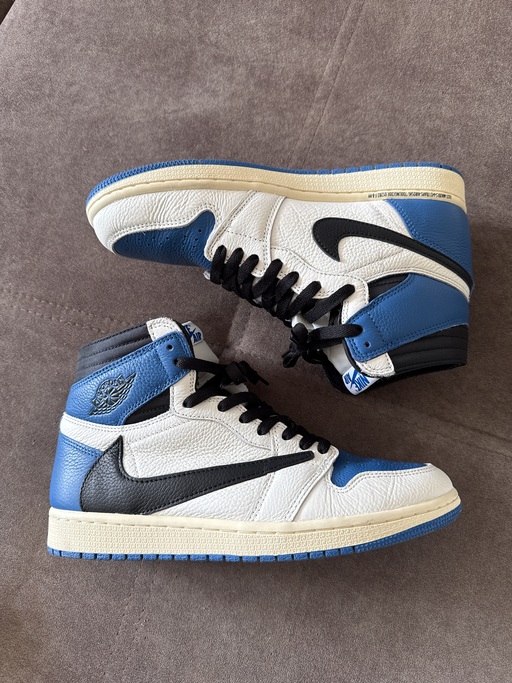 Air Jordan x Fragment Design x Travis Scott 1 Retro High OG SP (2021)