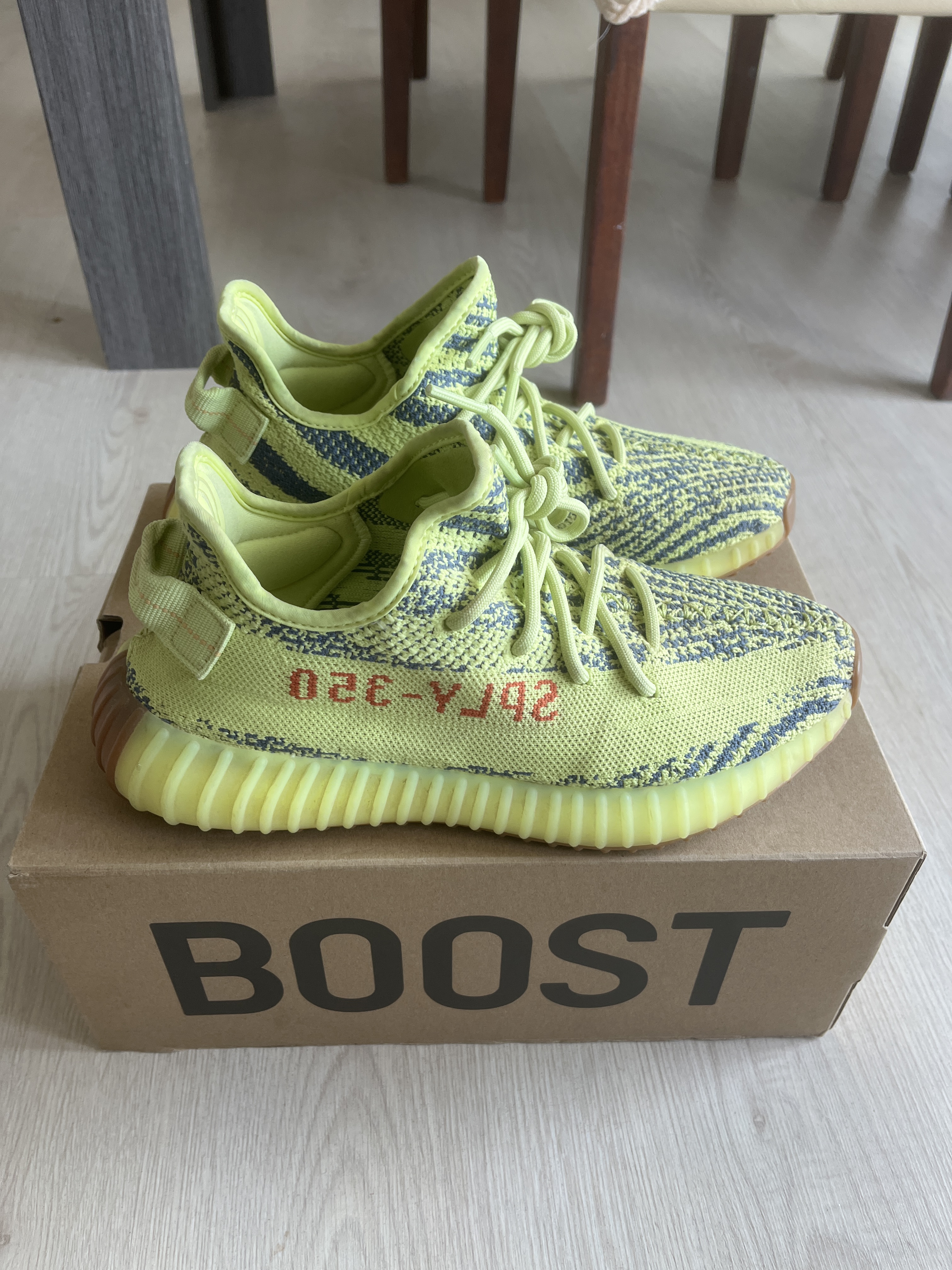 Yeezy Boost 350 V2 'Semi Frozen Yellow' photo 9