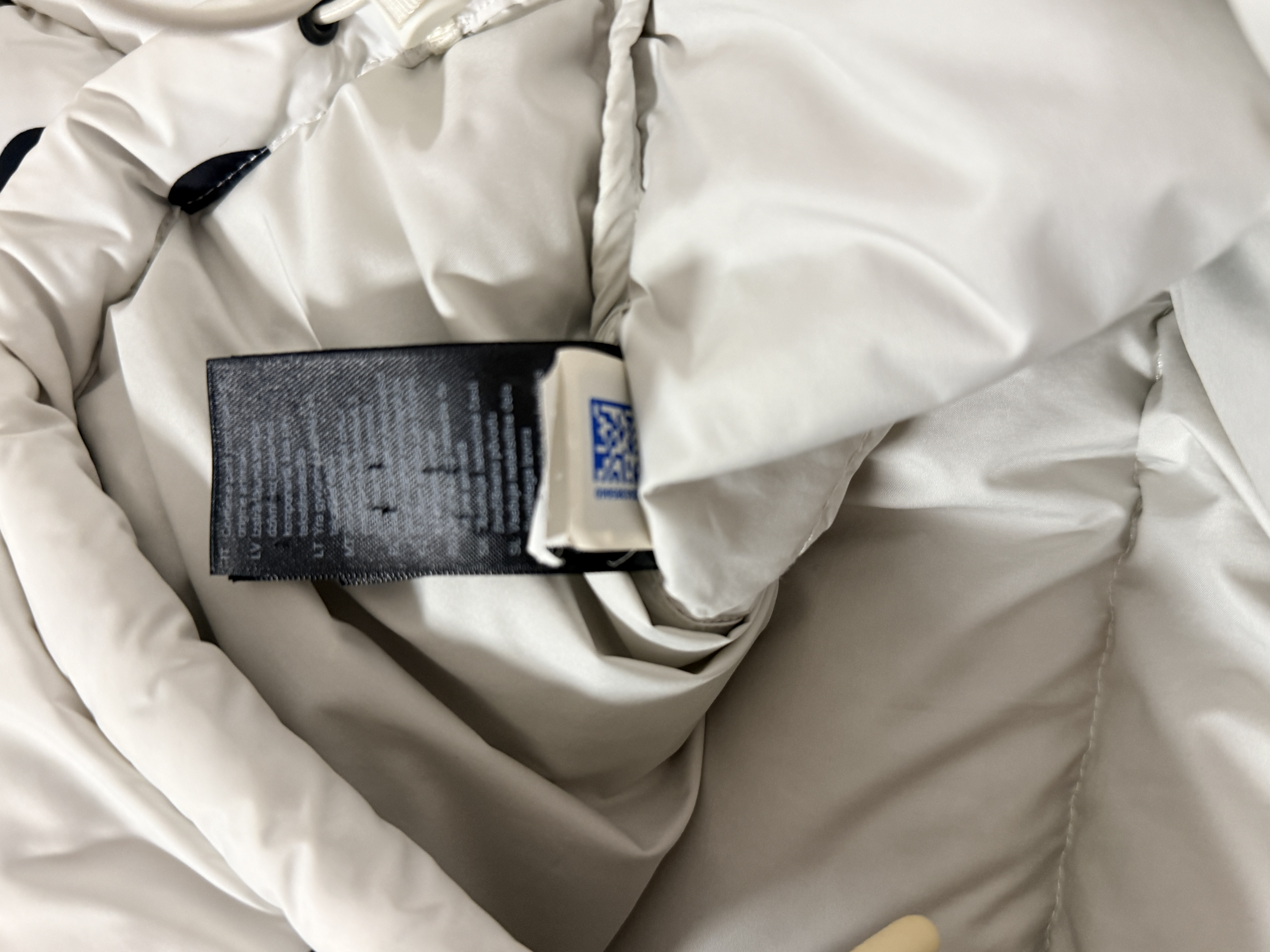 The North Face M IC Nuptse International Puffer TNF Jacket 'South Korea' Dots photo 5