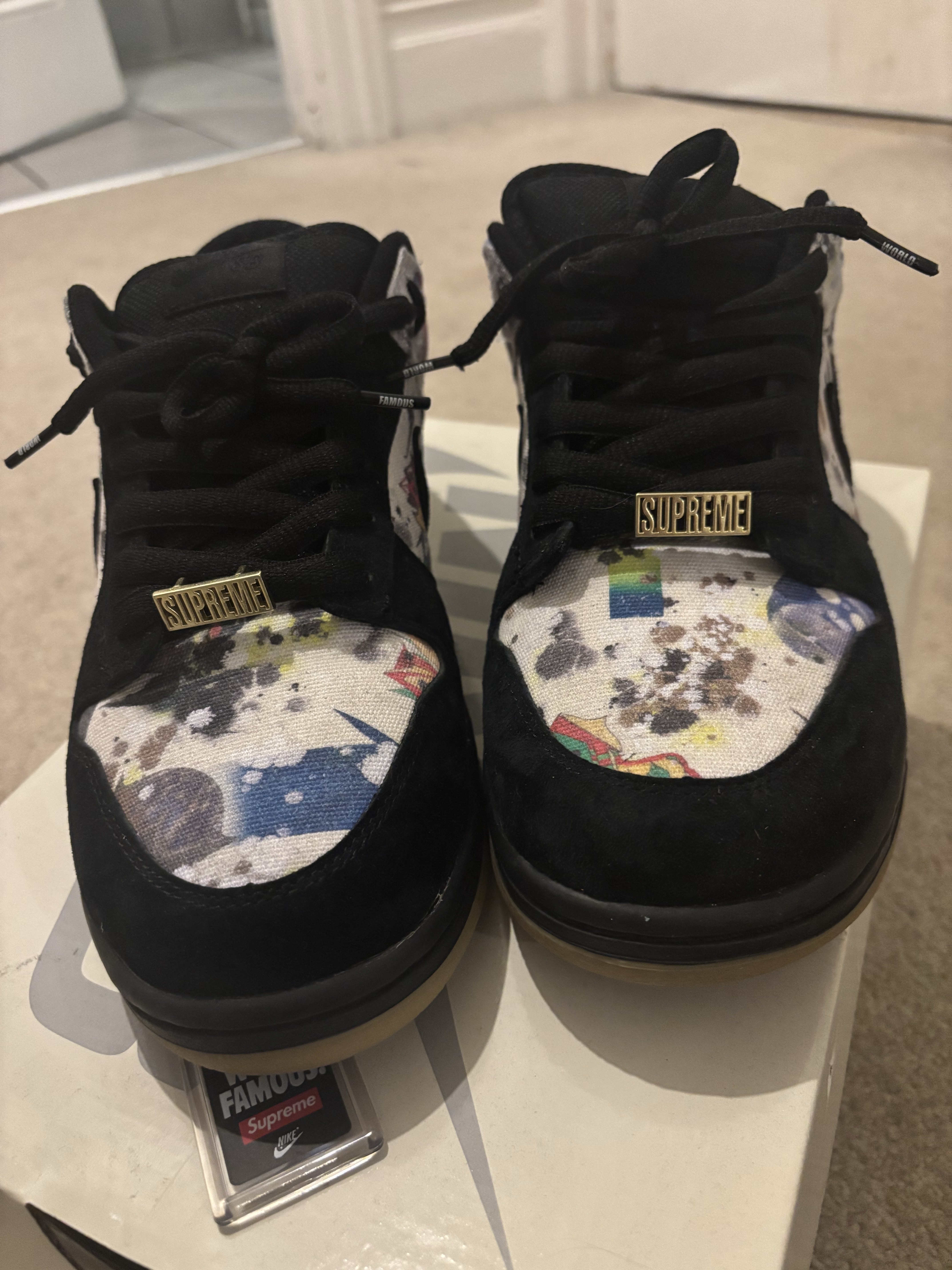 Nike SB x Supreme Dunk Low 'Rammellzee' (2023) photo 4