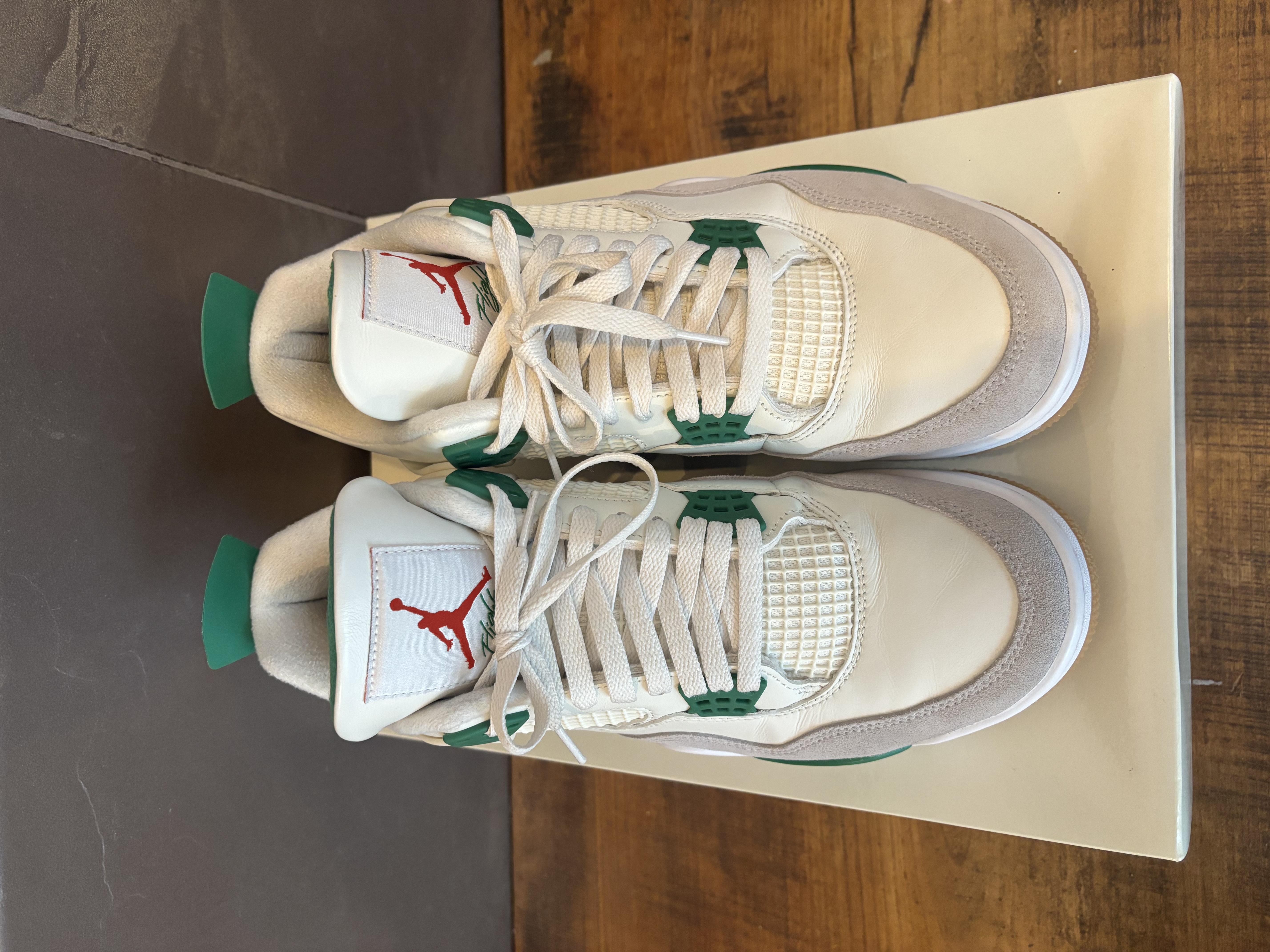 Air Jordan x Nike SB 4 'Pine Green' (2023) photo 10