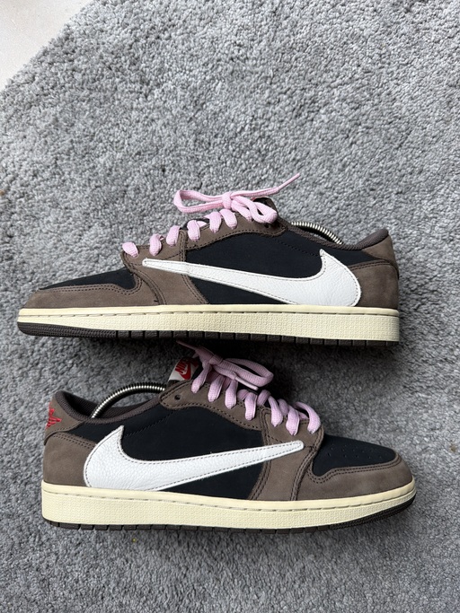 Air Jordan x Travis Scott 1 Low OG 'Dark Mocha' (2019)