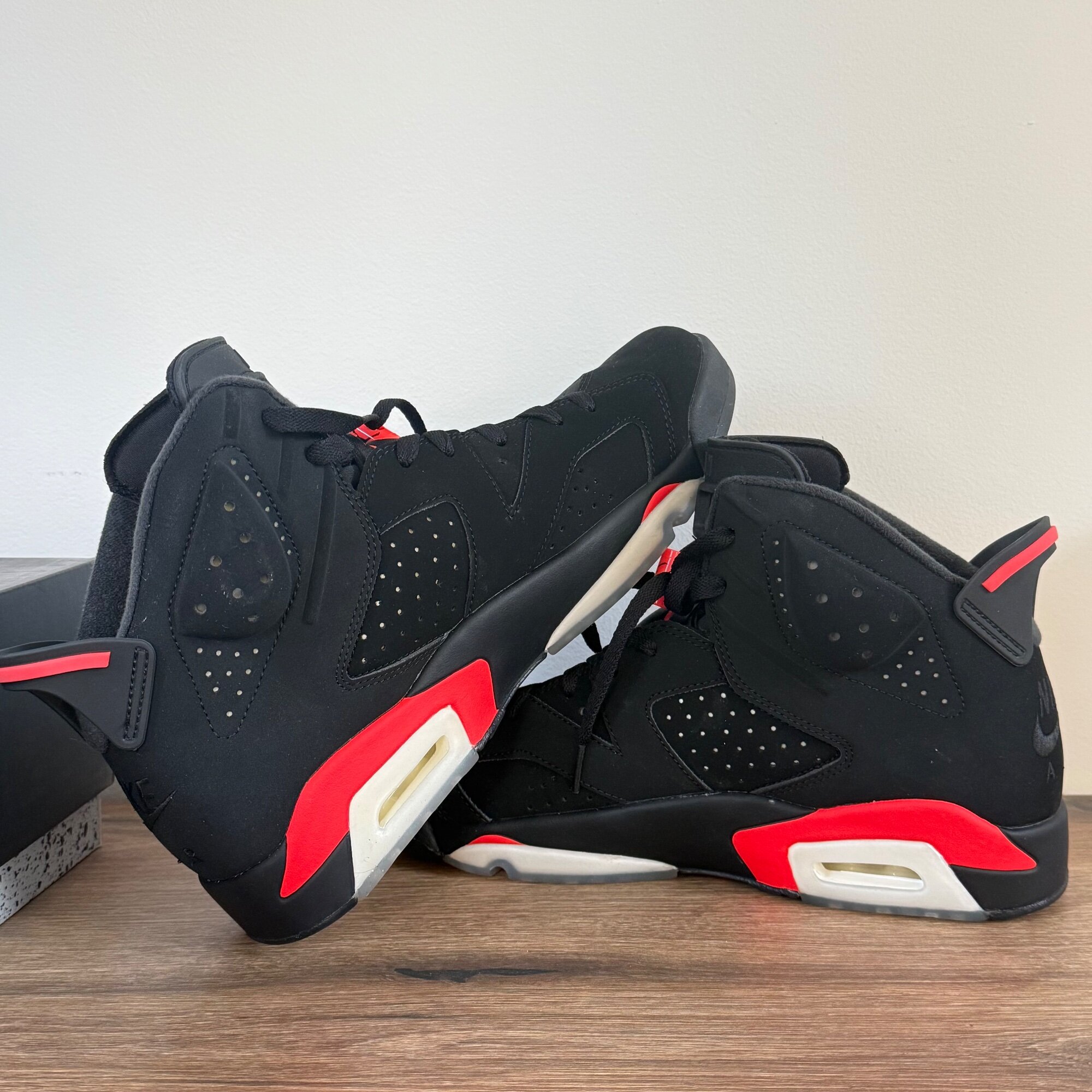 Air Jordan 6 OG 'Infrared' Black (NIKE AIR) (2019) photo 4
