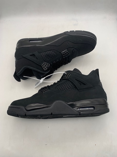 Air Jordan 4 Retro 'Black Cat' (2025)