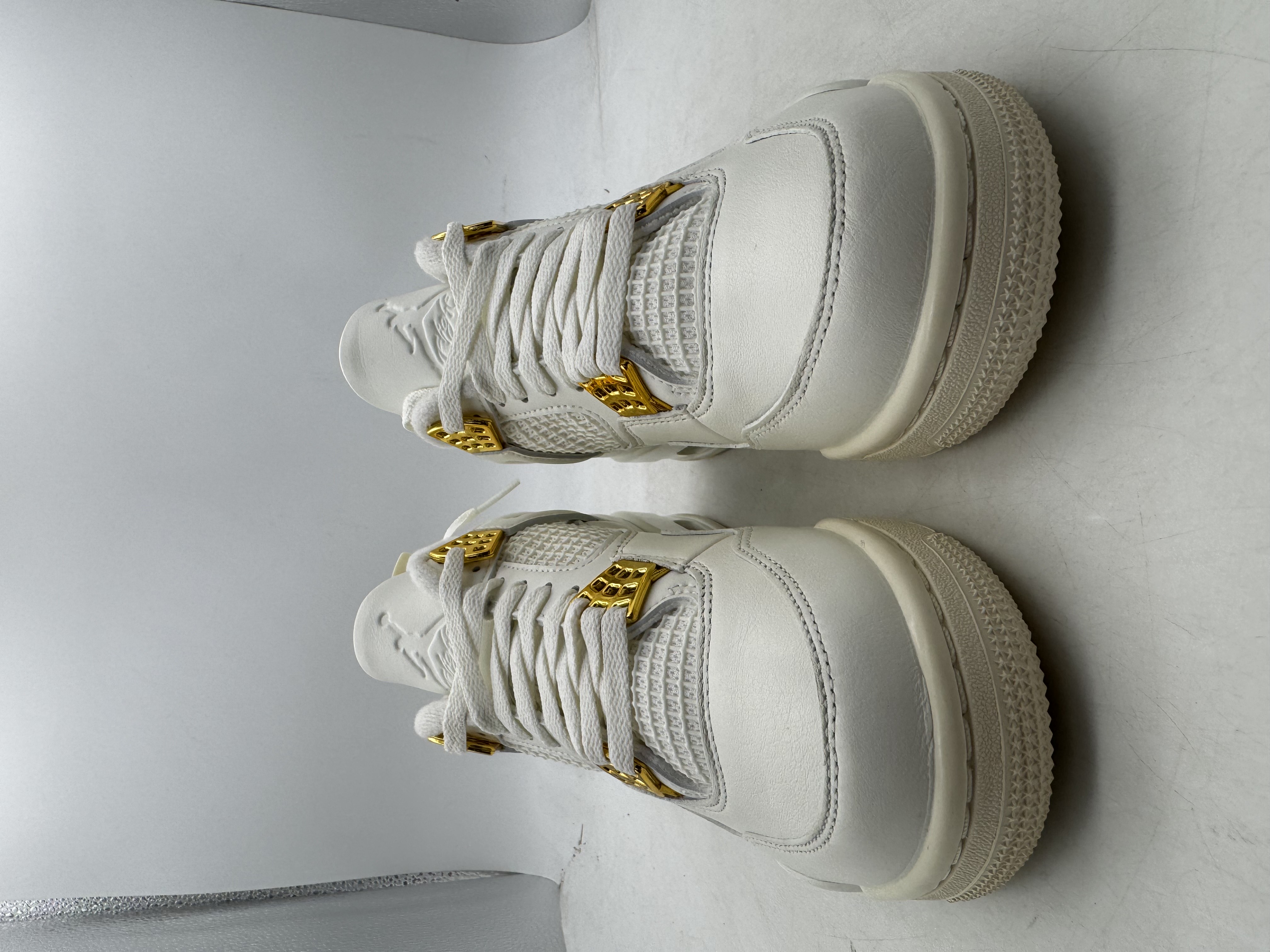 Air Jordan 4 WMNS 'Metallic Gold' (2024) photo 9