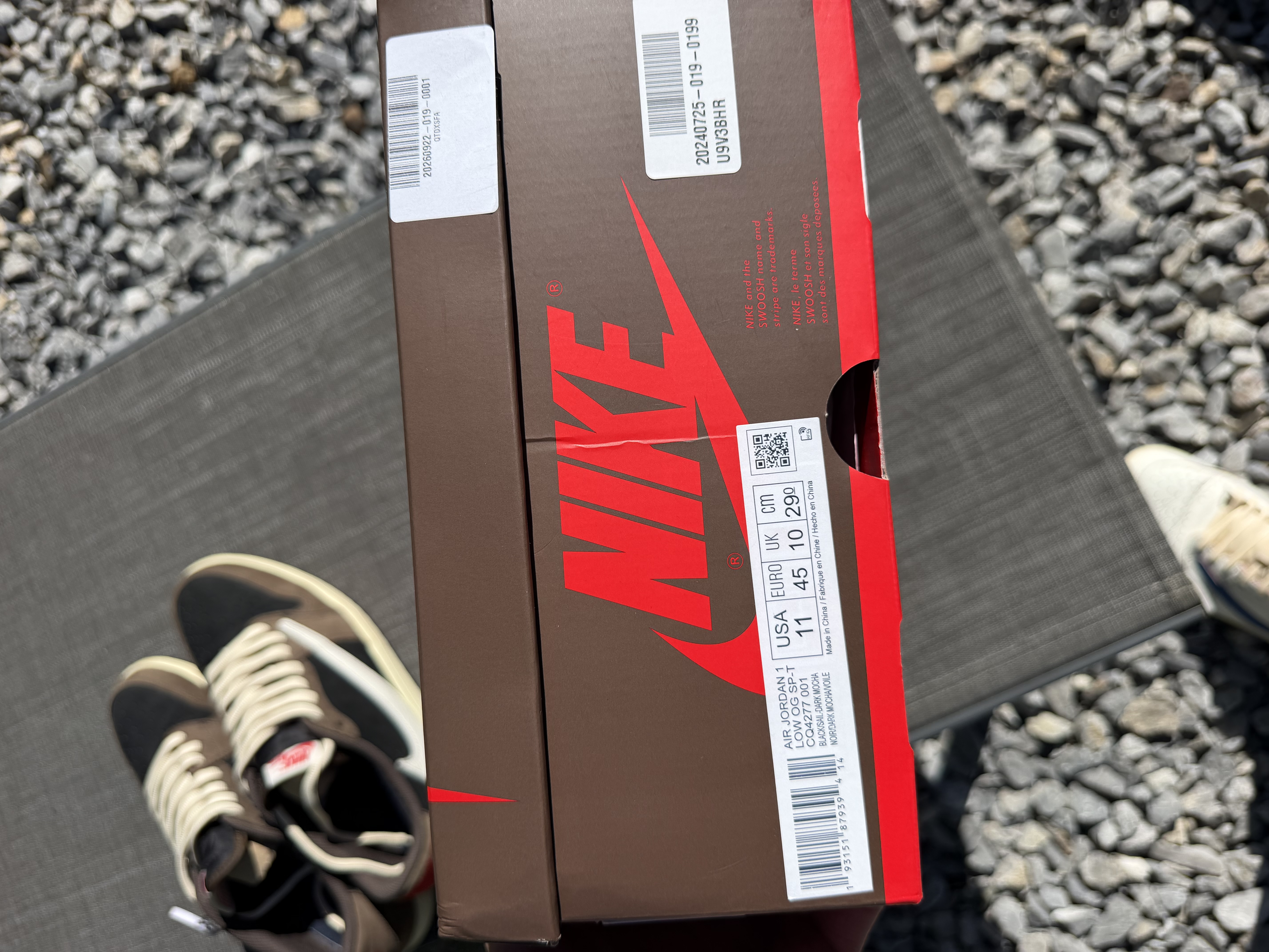 Air Jordan x Travis Scott 1 Low OG 'Dark Mocha' (2019) photo 10