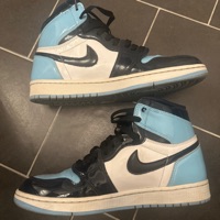 Air Jordan WMNS 1 High OG 'Blue Chill' (Patent UNC) (2019) photo 1