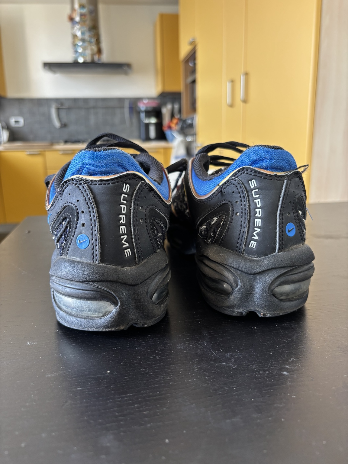 Nike x Supreme Air Tailwind IV 4 Black (2019) photo 4