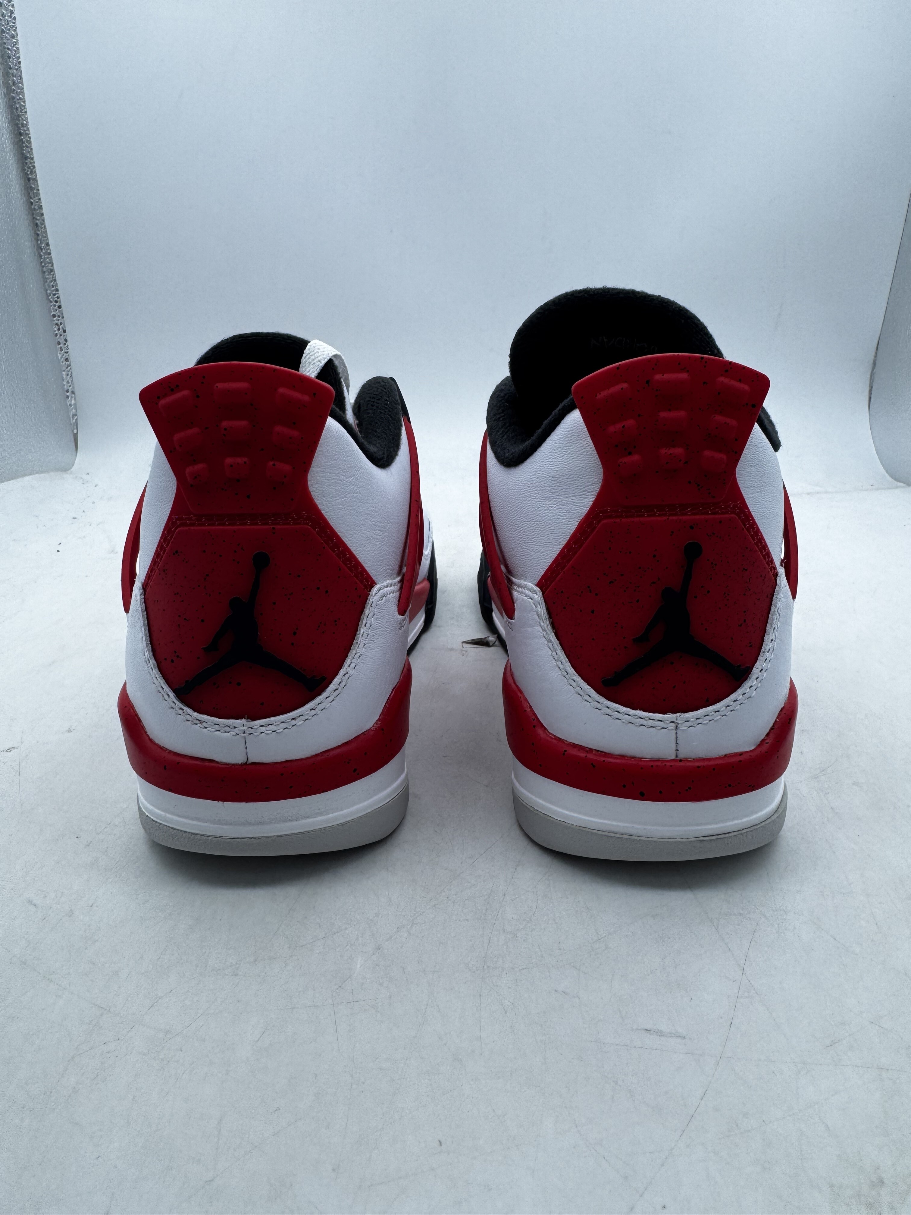 Air Jordan 4 Retro GS 'Red Cement' (2023) photo 4
