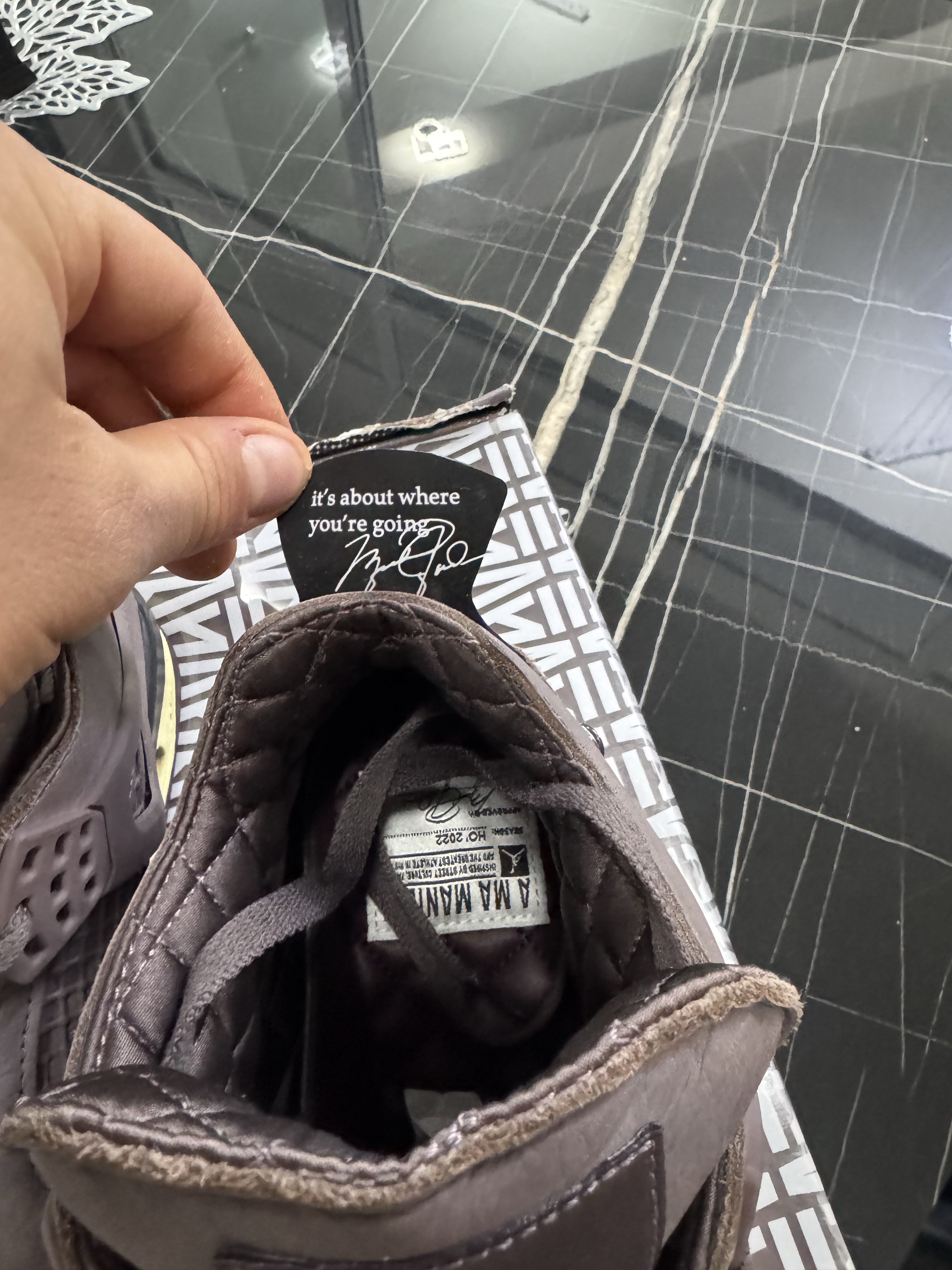 Air Jordan x A Ma Maniere 4 'Violet Ore' (2022) photo 8