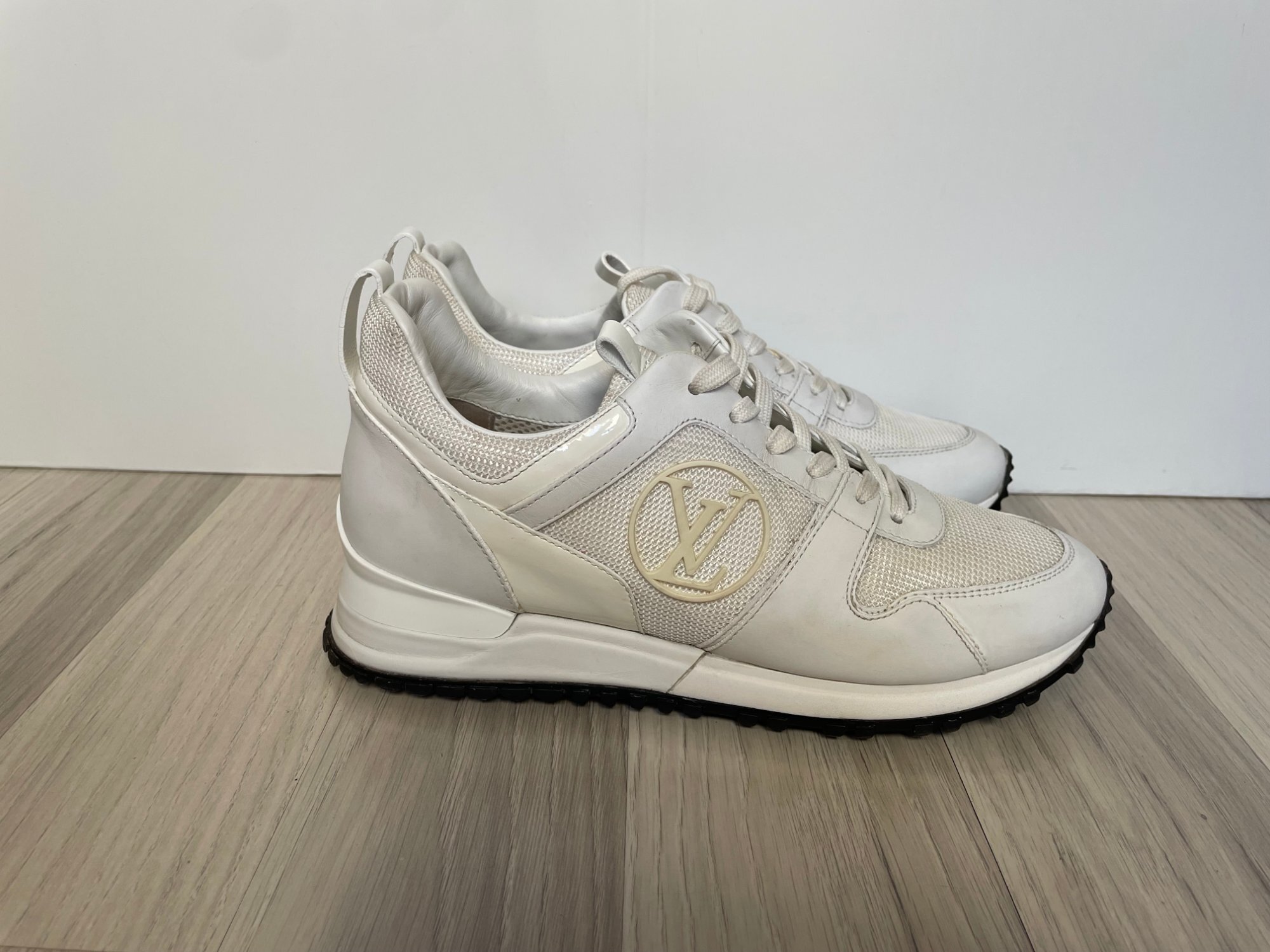 Louis Vuitton Run Away Sneaker Monogram White photo 2
