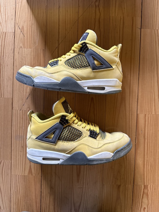 Air Jordan 4 Retro 'Lightning' (2021)