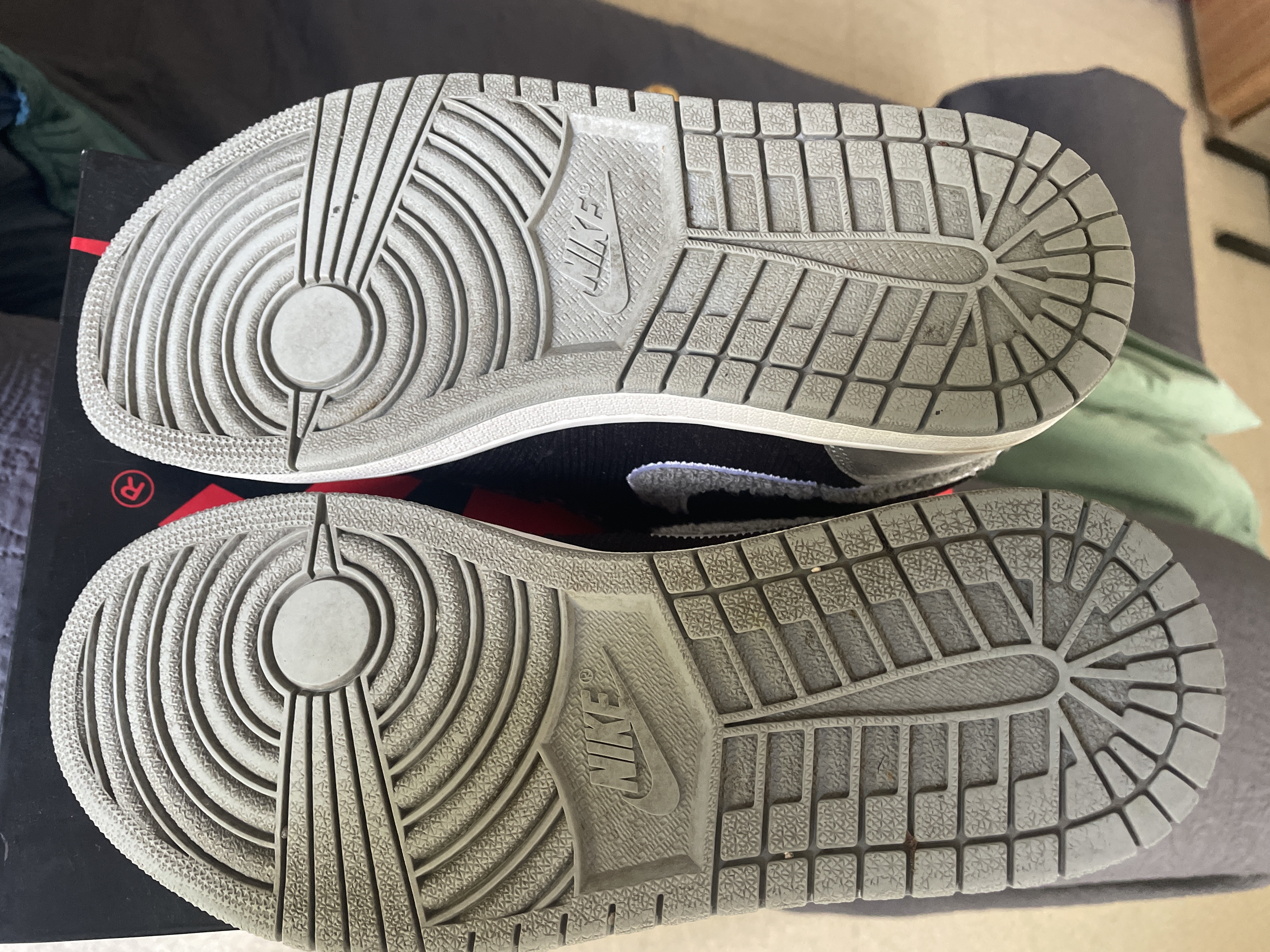 Air Jordan 1 Retro High Aleali May Shadow photo 5