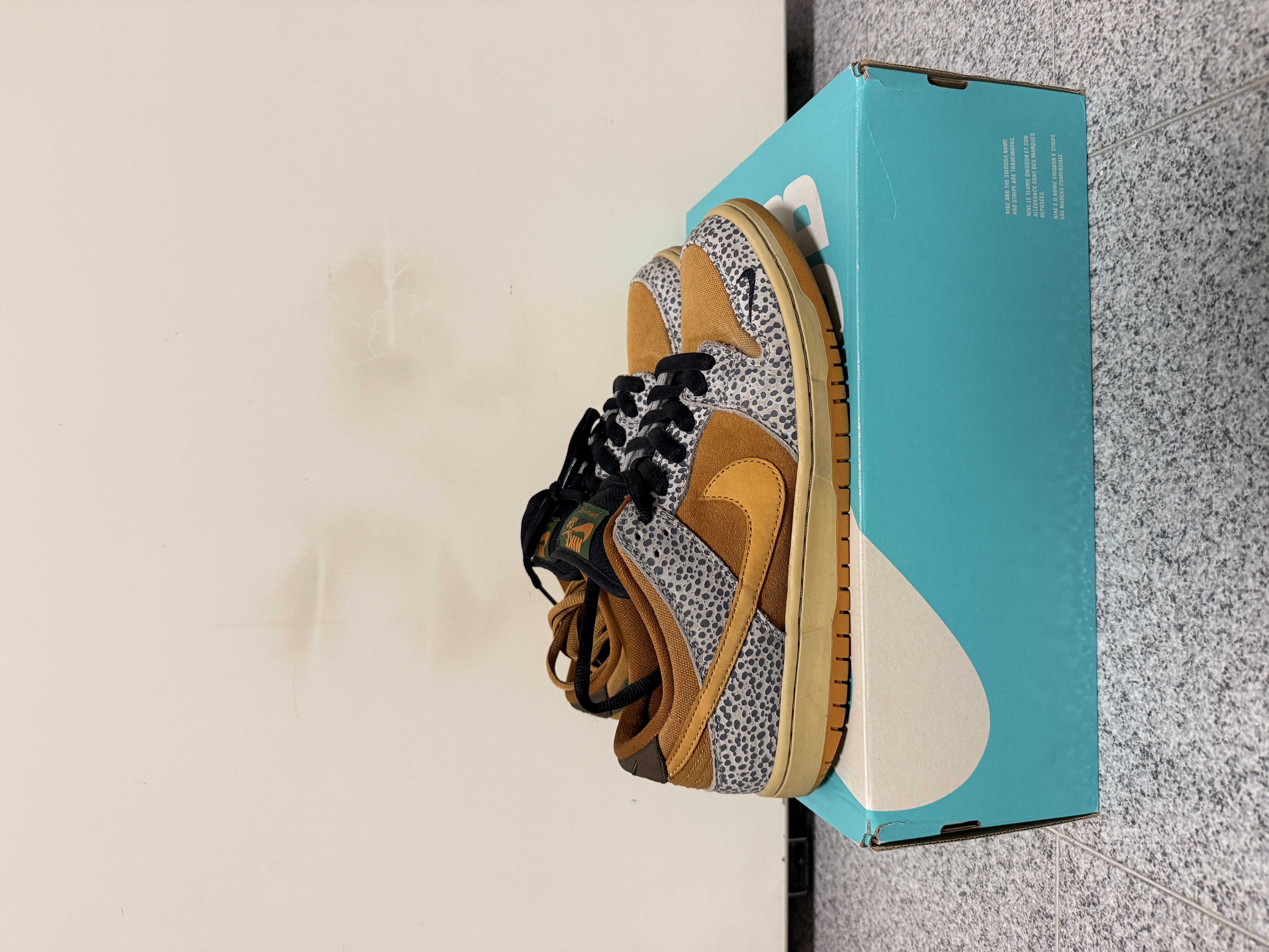 Nike SB Dunk Low Safari (2020) photo 2
