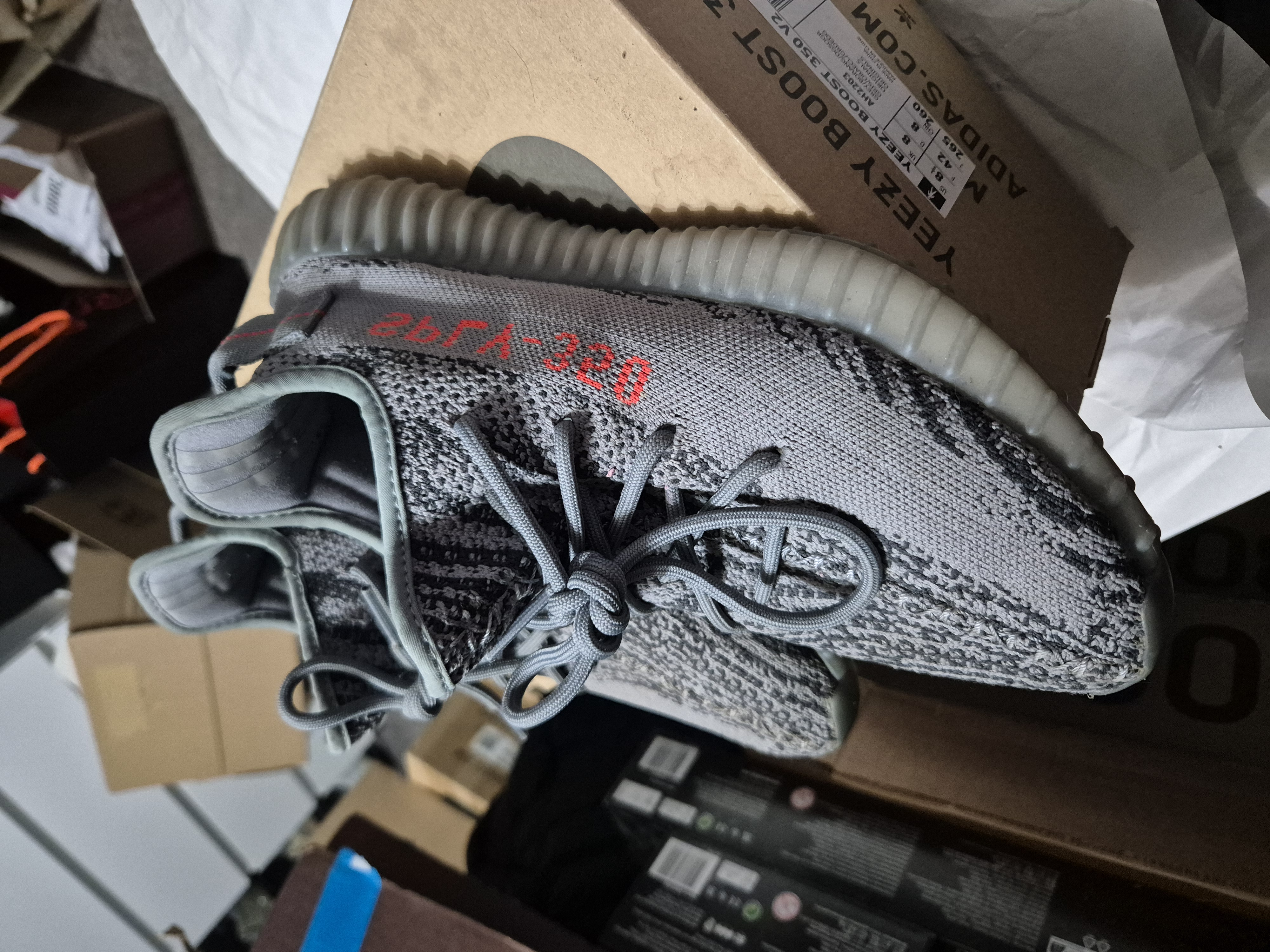 Yeezy Boost 350 V2 'Beluga 2.0' (2017) photo 8
