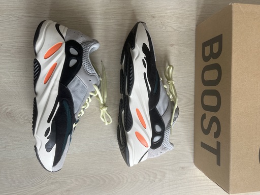 Yeezy Boost 700 'Wave Runner'