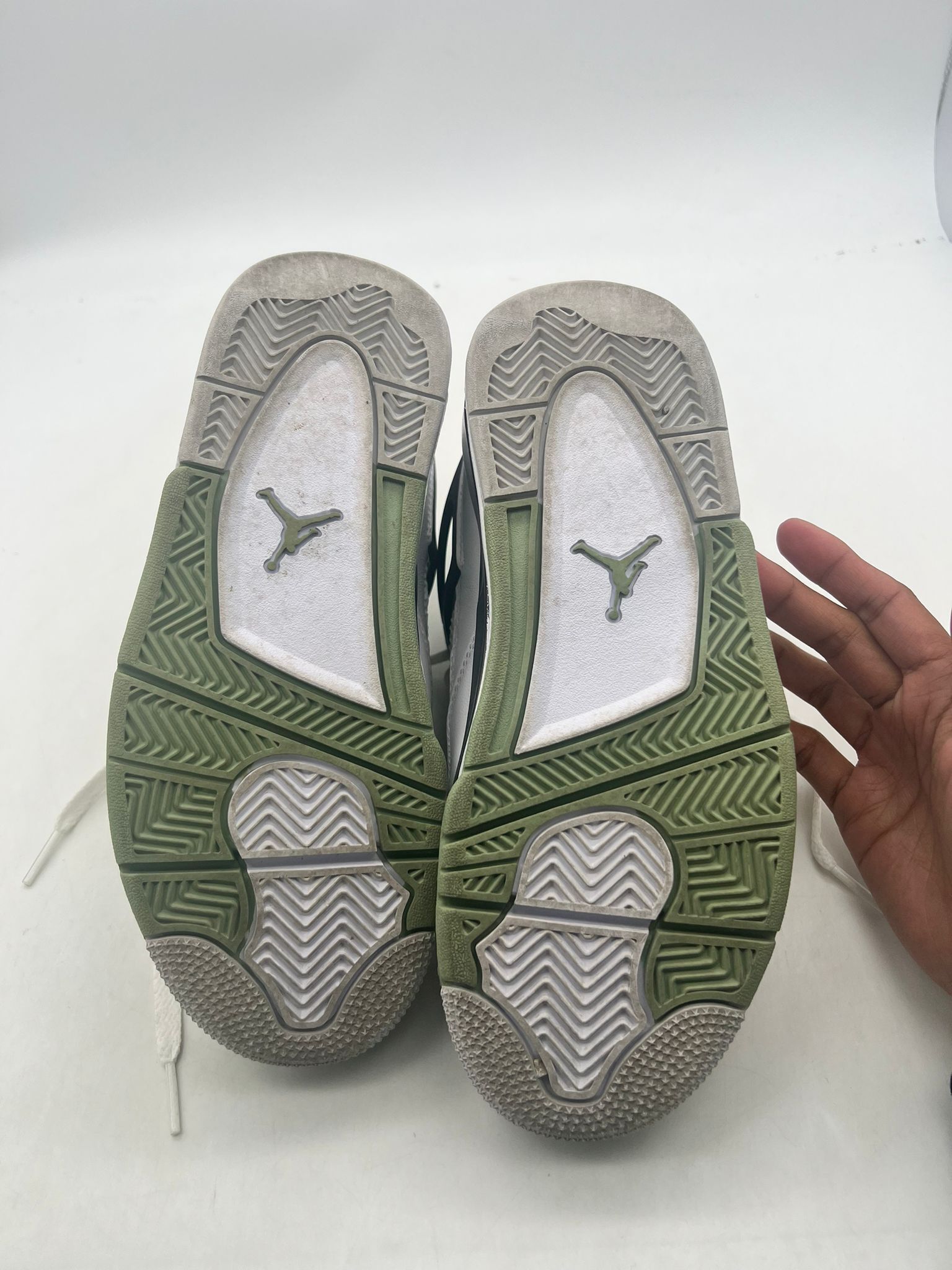 Air Jordan 4 WMNS 'Seafoam' (2023) photo 8