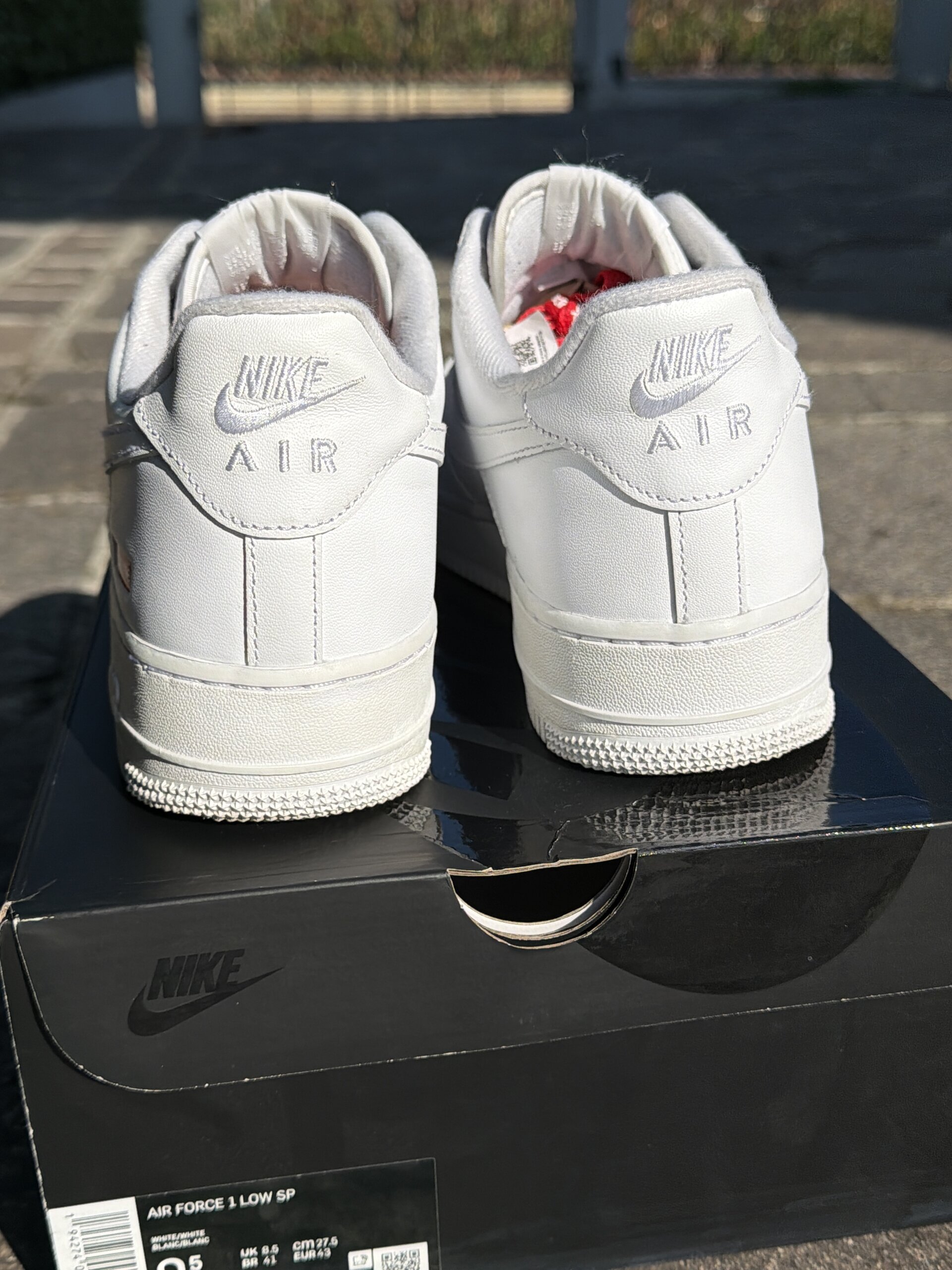 Nike x Supreme Air Force 1 Low 'White' (2020) photo 3