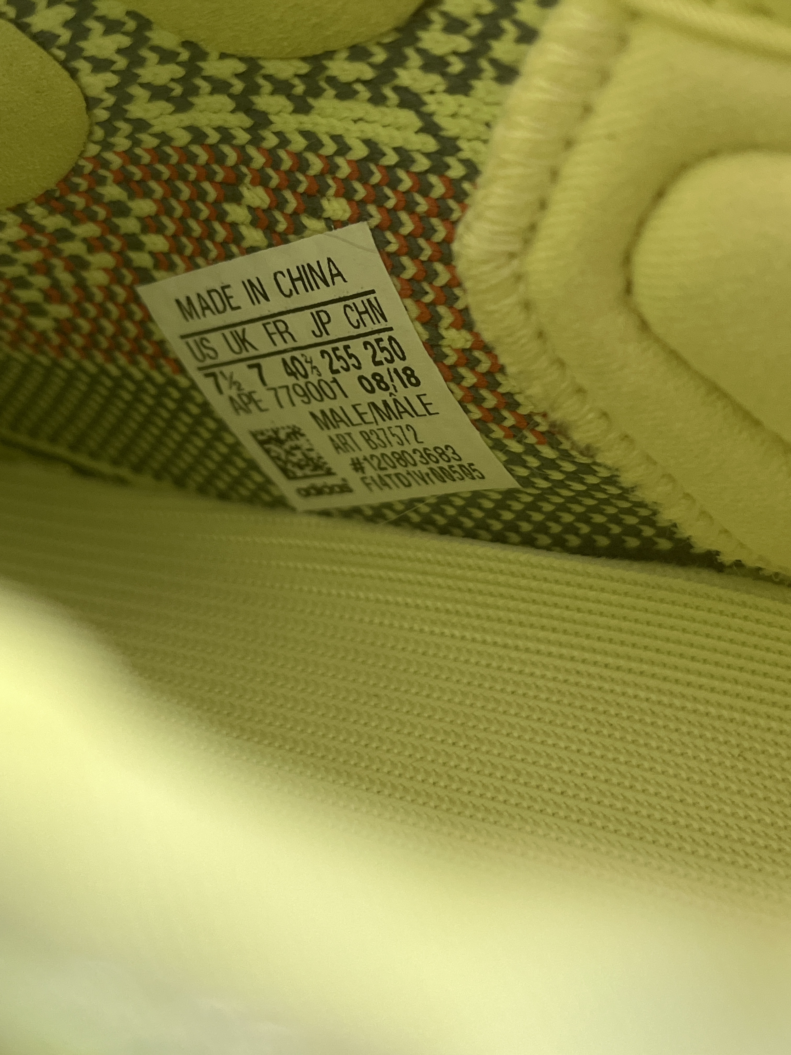 Yeezy Boost 350 V2 'Semi Frozen Yellow' photo 6