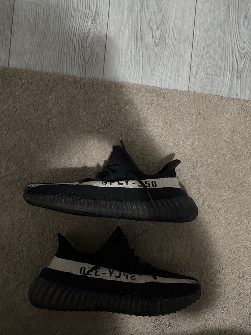 Yeezy Boost 350 V2 'Oreo'