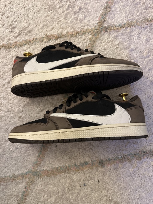 Air Jordan x Travis Scott 1 Low OG 'Dark Mocha' (2019)