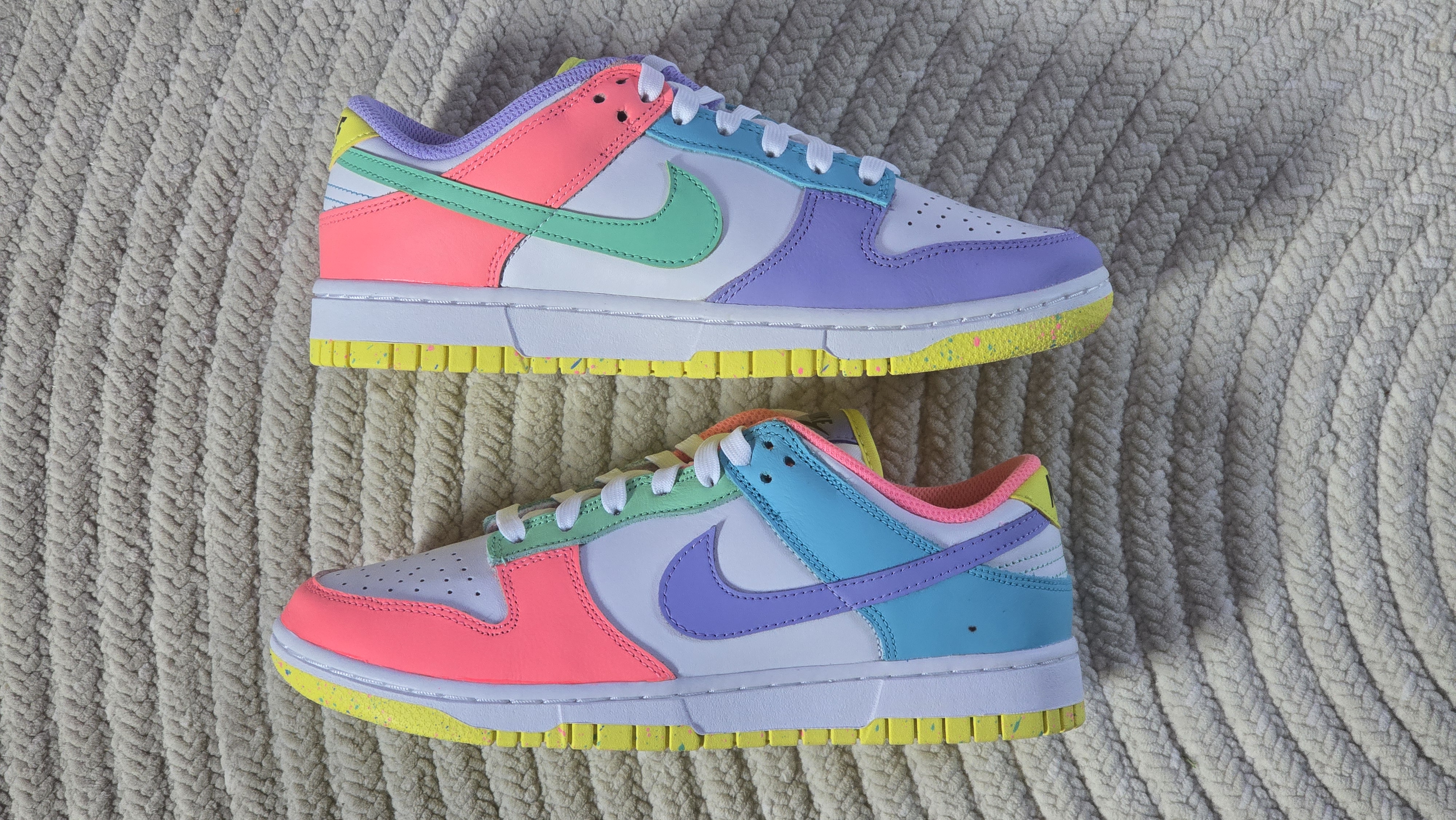 Nike Dunk Low WMNS 'Easter' (2021) photo 1
