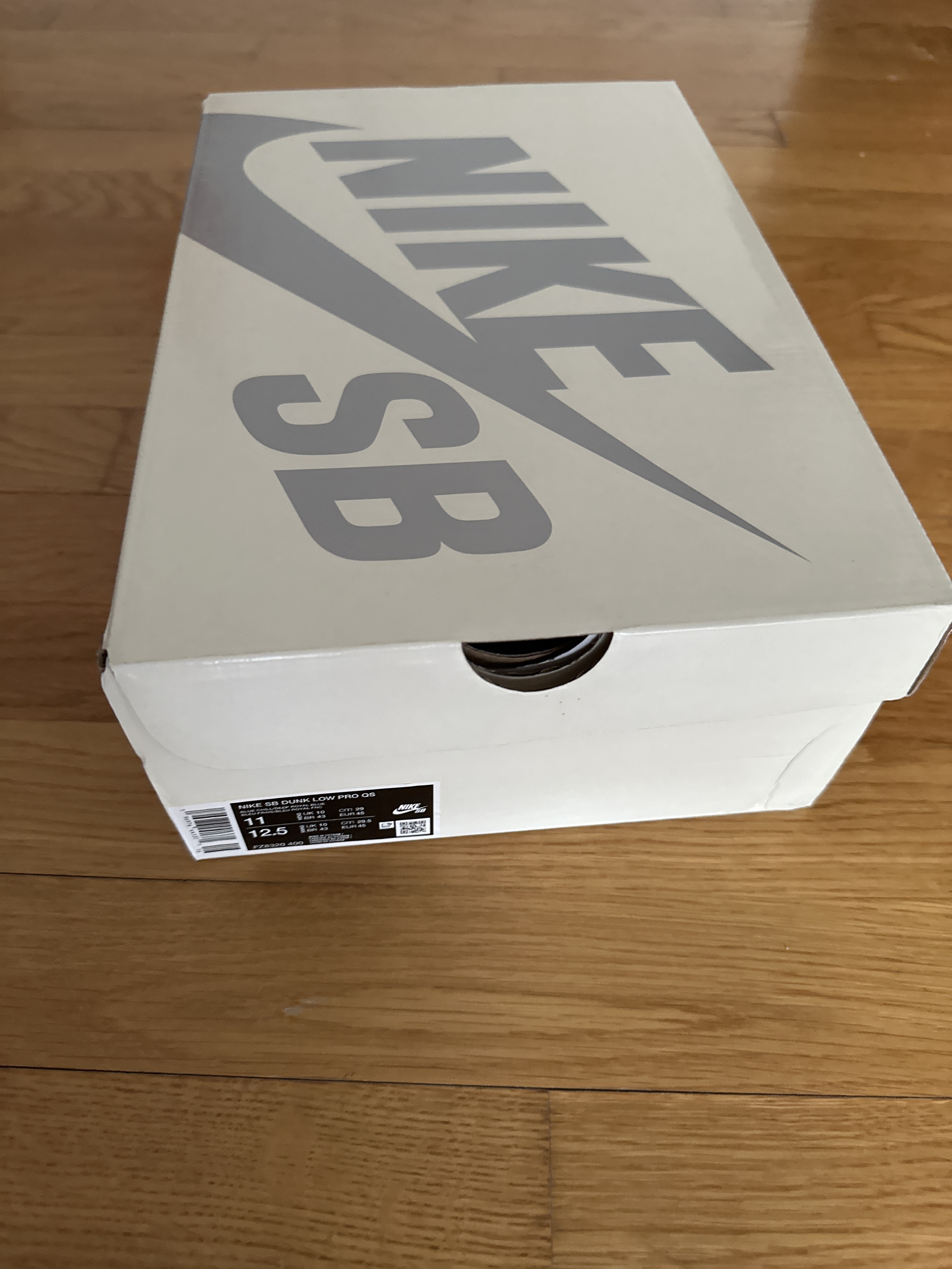 Nike SB x The Powerpuff Girls Dunk Low 'Bubbles' (2023) photo 7