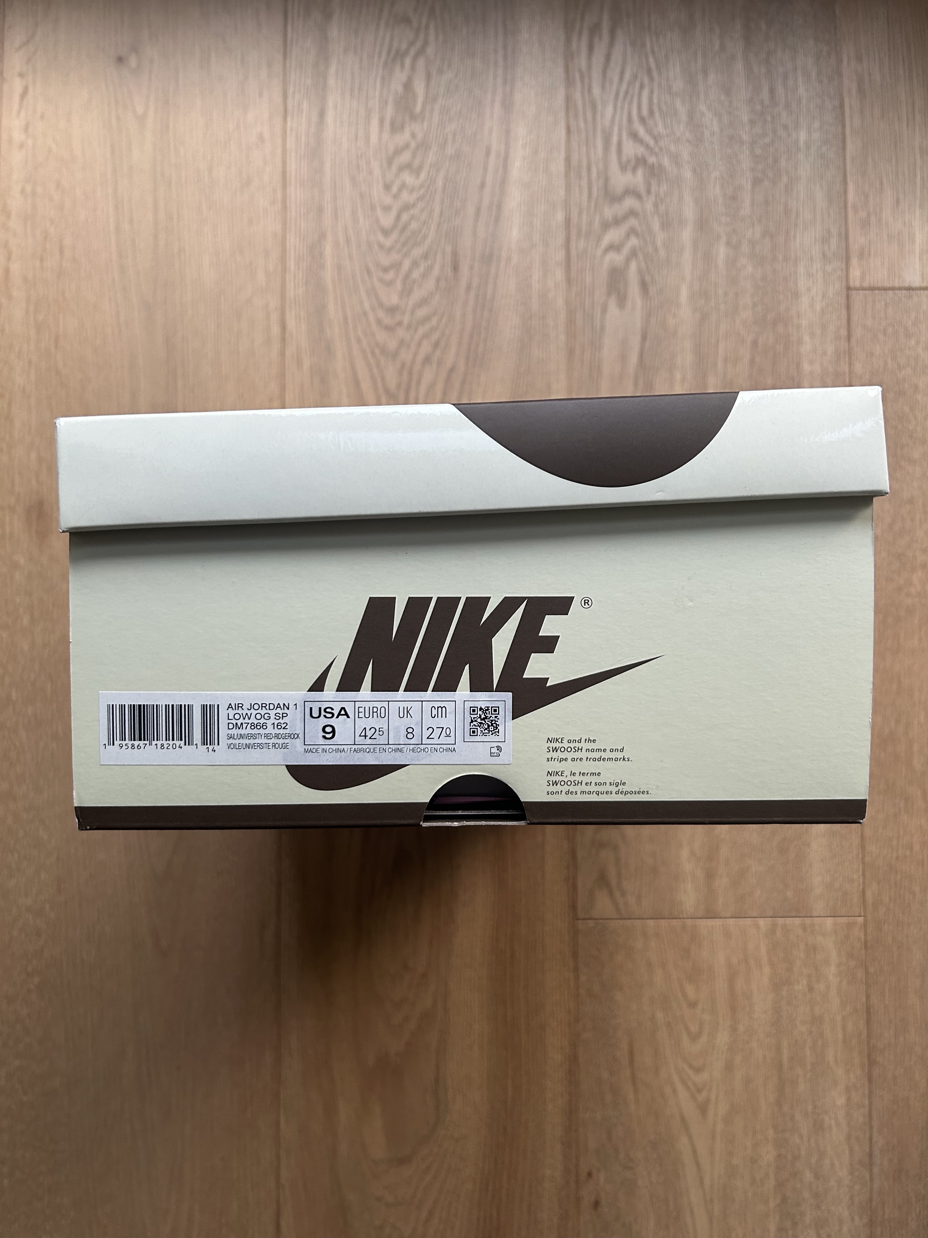 Air Jordan 1 x Travis Scott Low 'Reverse Mocha' (2022) photo 7