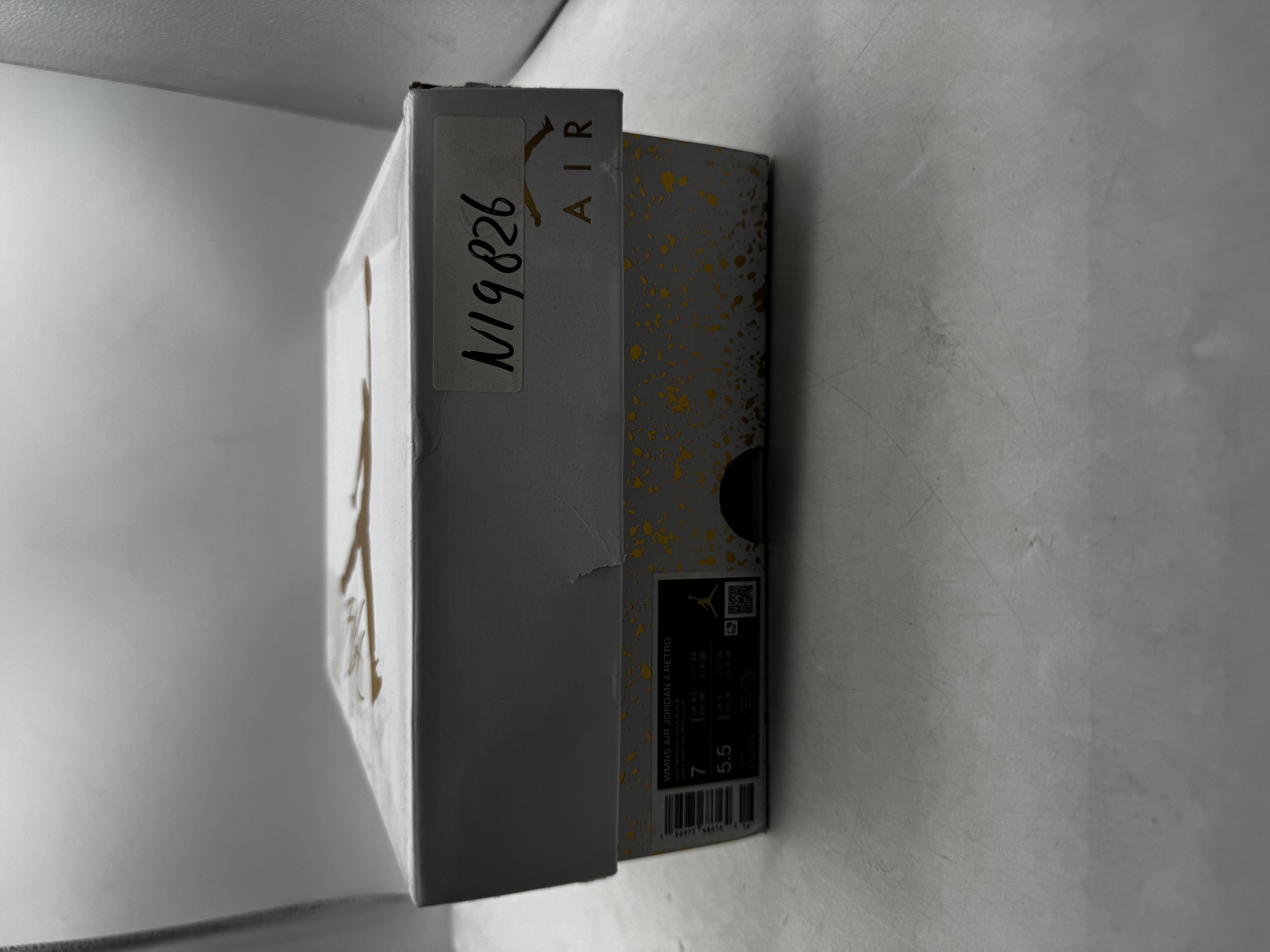 Air Jordan 4 WMNS 'Metallic Gold' (2024) photo 3