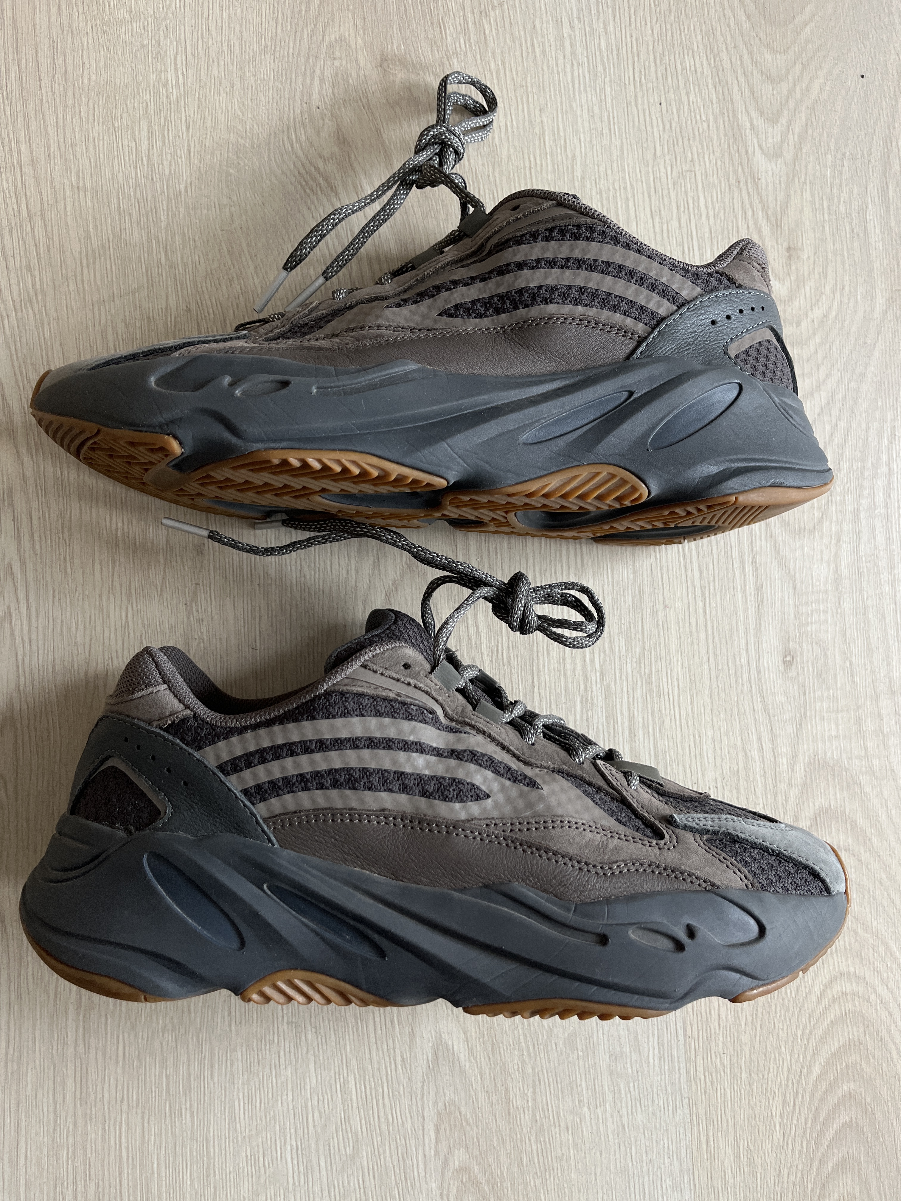 Yeezy Boost 700 V2 'Geode' (2019) photo 1