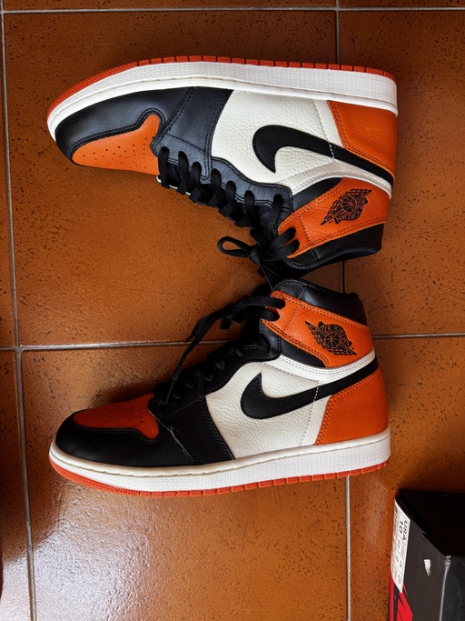 Air Jordan 1 High 'Shattered Backboard' (2025)