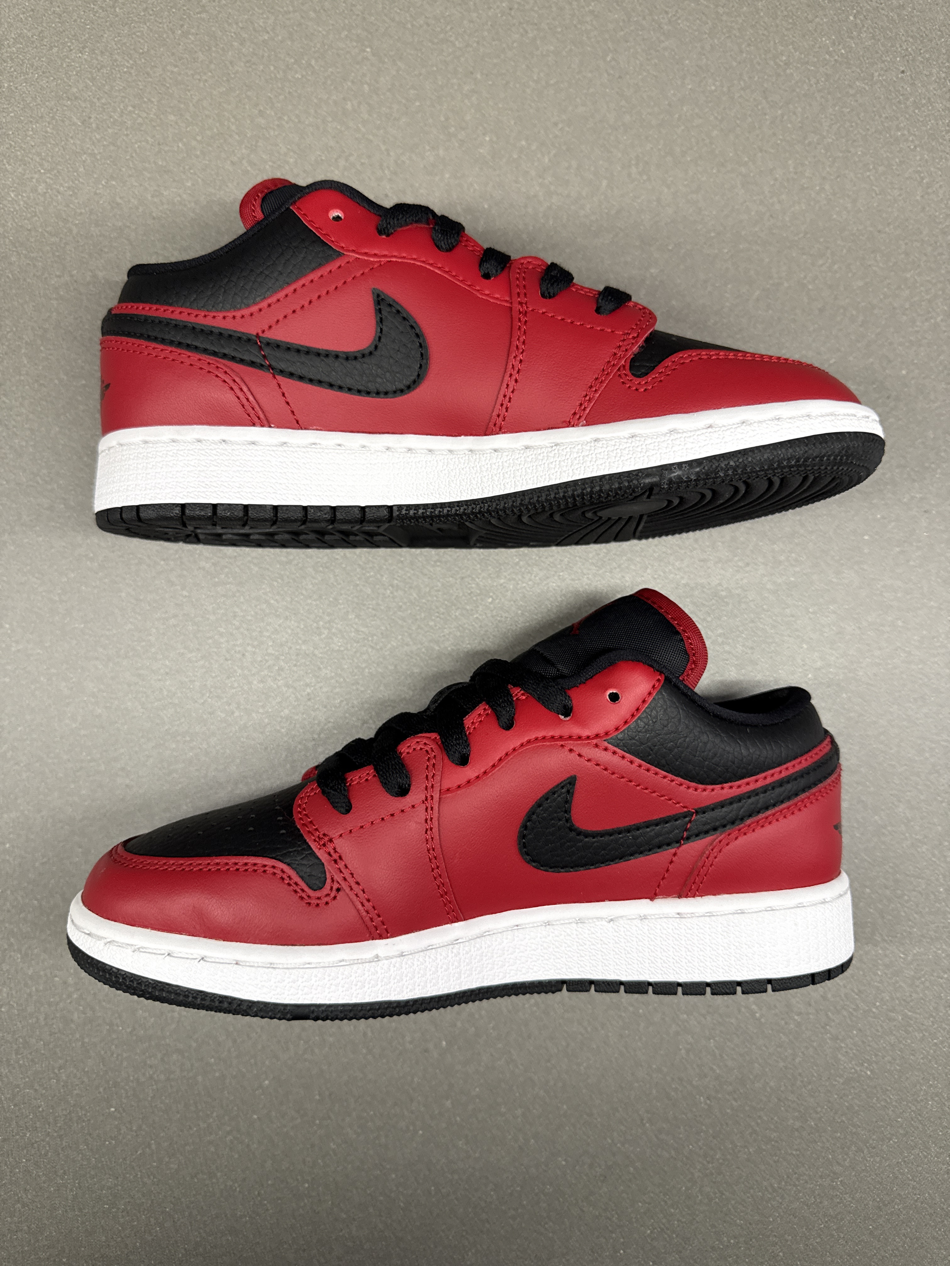 Air Jordan 1 Low Gym Red Black (GS) (2021) photo 2
