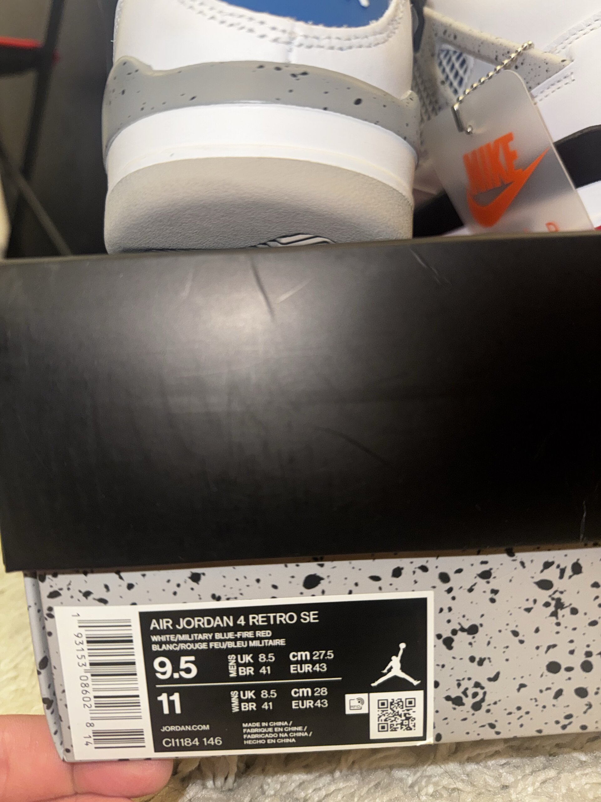 Air Jordan 4 'What The' (2019) photo 6