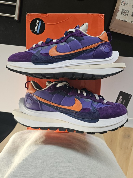 Nike x sacai Vaporwaffle 'Dark Iris' (2021)