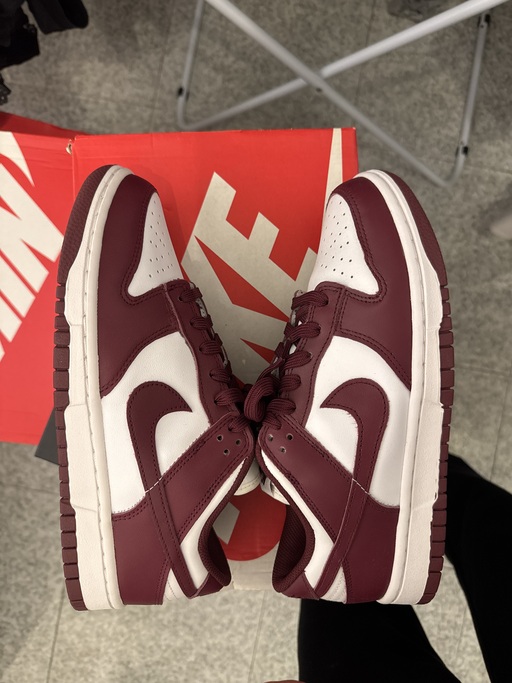 Nike Dunk Low WMNS 'Bordeaux' (2021)