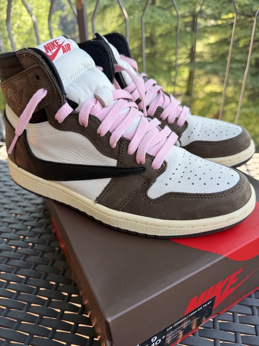 Air Jordan x Travis Scott 1 Retro High 'Mocha' (2019)