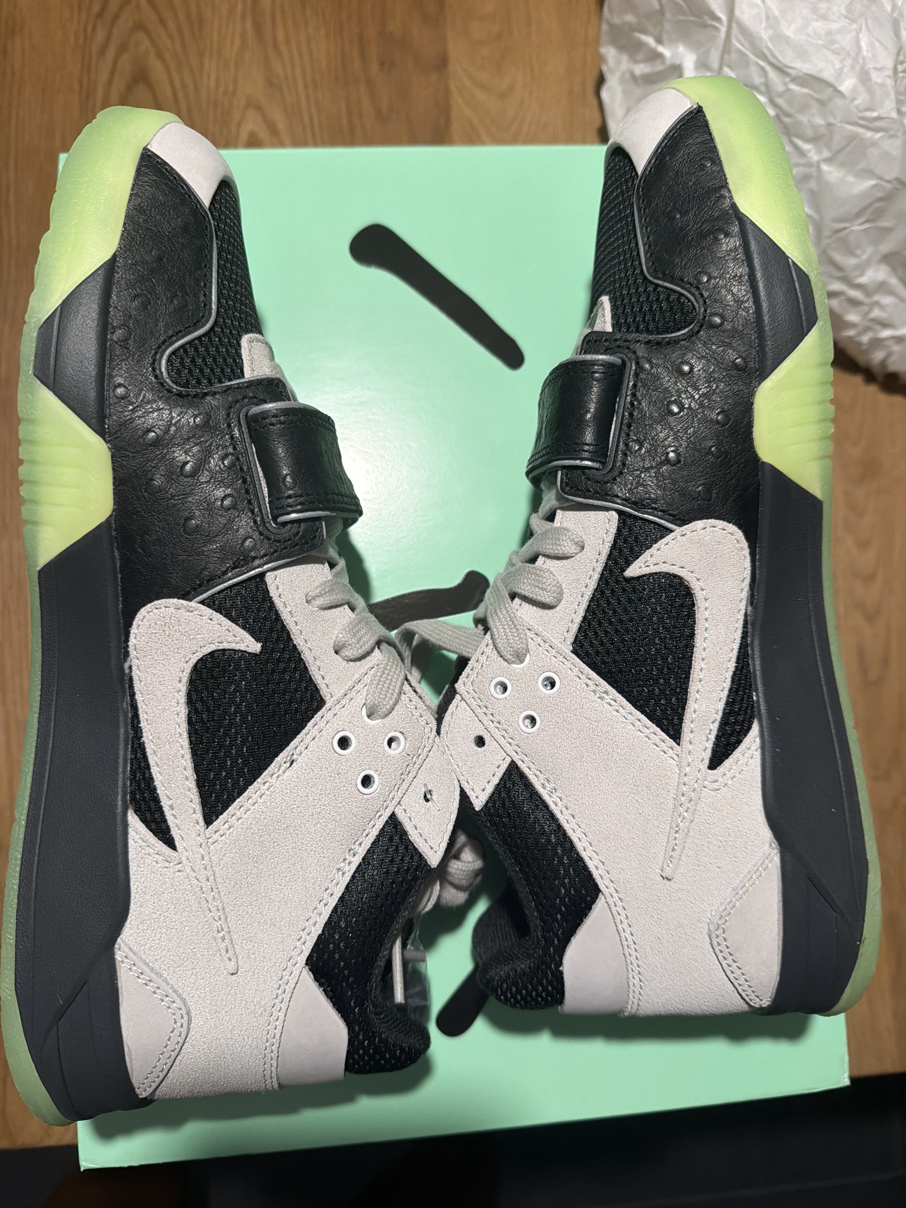 Air Jordan x Travis Scott x Chase B Jumpman Jack 'Night Silver' (2025) photo 2