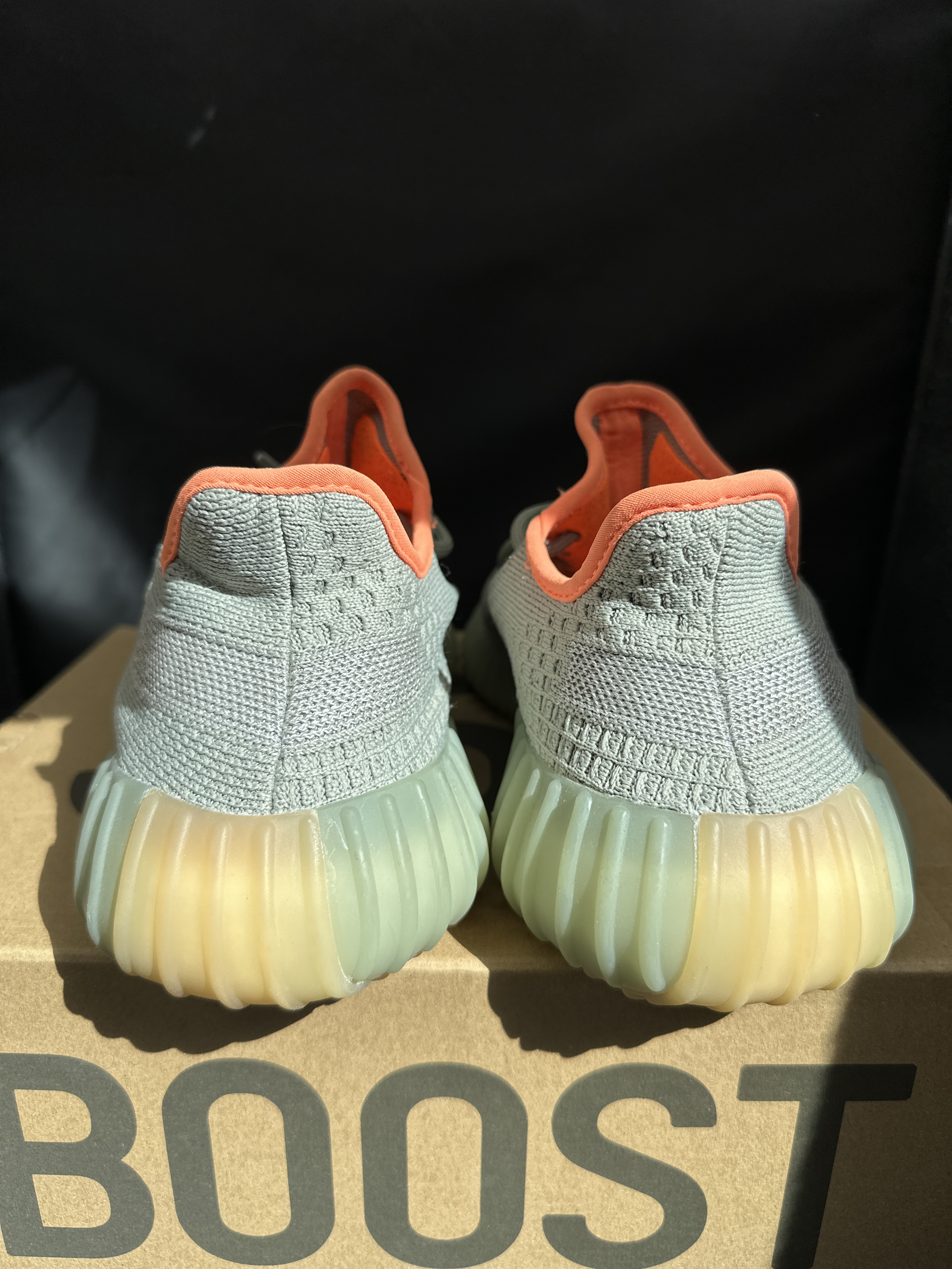 Yeezy Boost 350 V2 'Desert Sage' (2020) photo 4