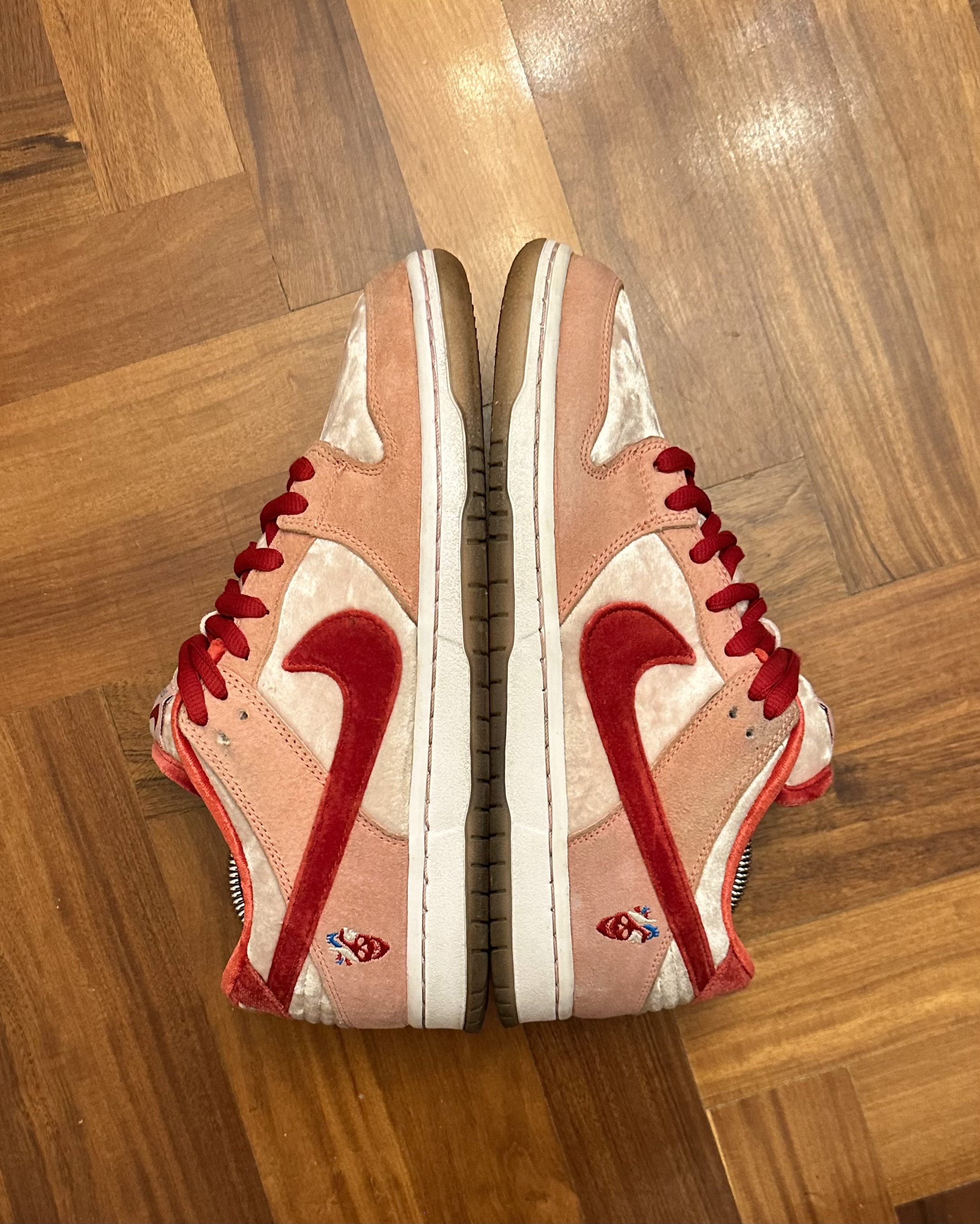 Nike SB x StrangeLove Dunk Low Skateboards (Regular Box) (2020) photo 9