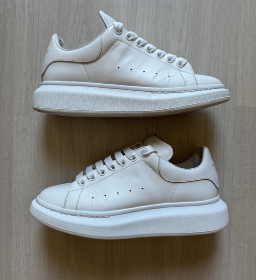 Luxury Alexander McQueen Oversized White