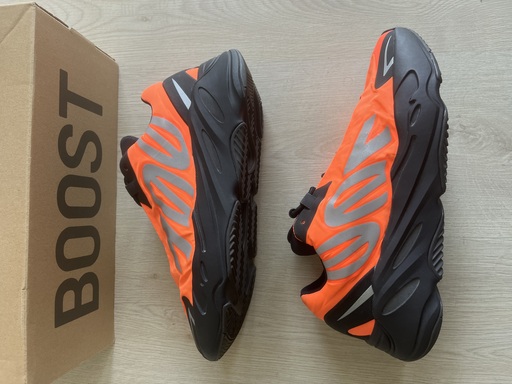 Yeezy Boost 700 MNVN Orange (2020)