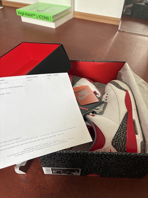 Air Jordan 3 OG 'Fire Red' (2022)