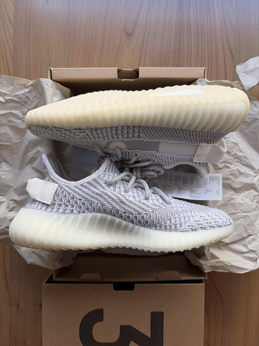 Yeezy Boost 350 V2 'Static'