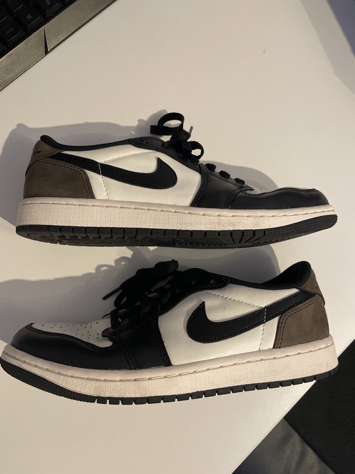 Air Jordan 1 Low OG 'Mocha' (2024)