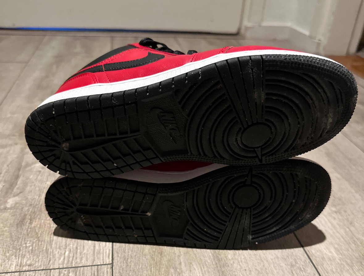 Air Jordan 1 Low Gym Red Black (GS) (2021) photo 5