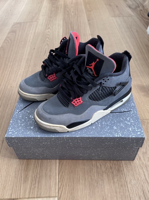 Air Jordan 4 Retro 'Infrared' (2022)